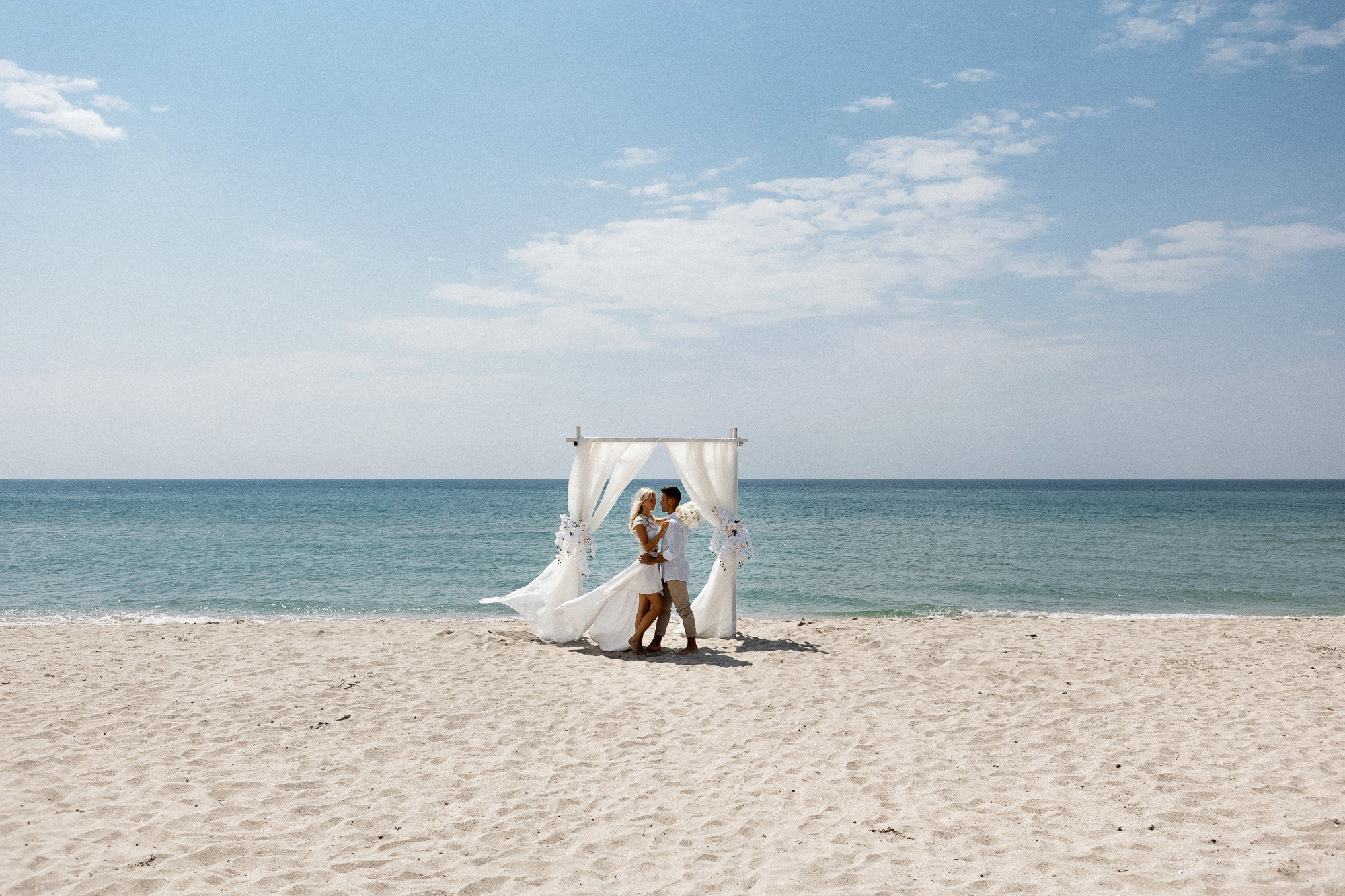 Артём и Мария - свадьба для двоих и выездная церемония. Свадебный фотограф, фотосъемка в Крыму, Севастополе, Симферополе, Ялте