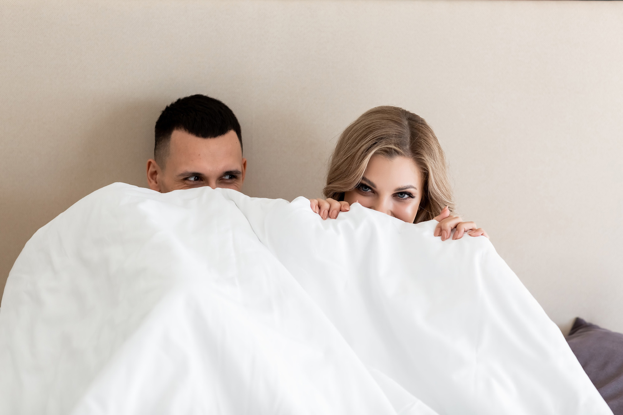 Артур и Алеся - весенняя свадьба в усадьбе 19 века в Крыму. Свадебный фотограф, фотосъемка в Крыму, Севастополе, Симферополе, Ялте