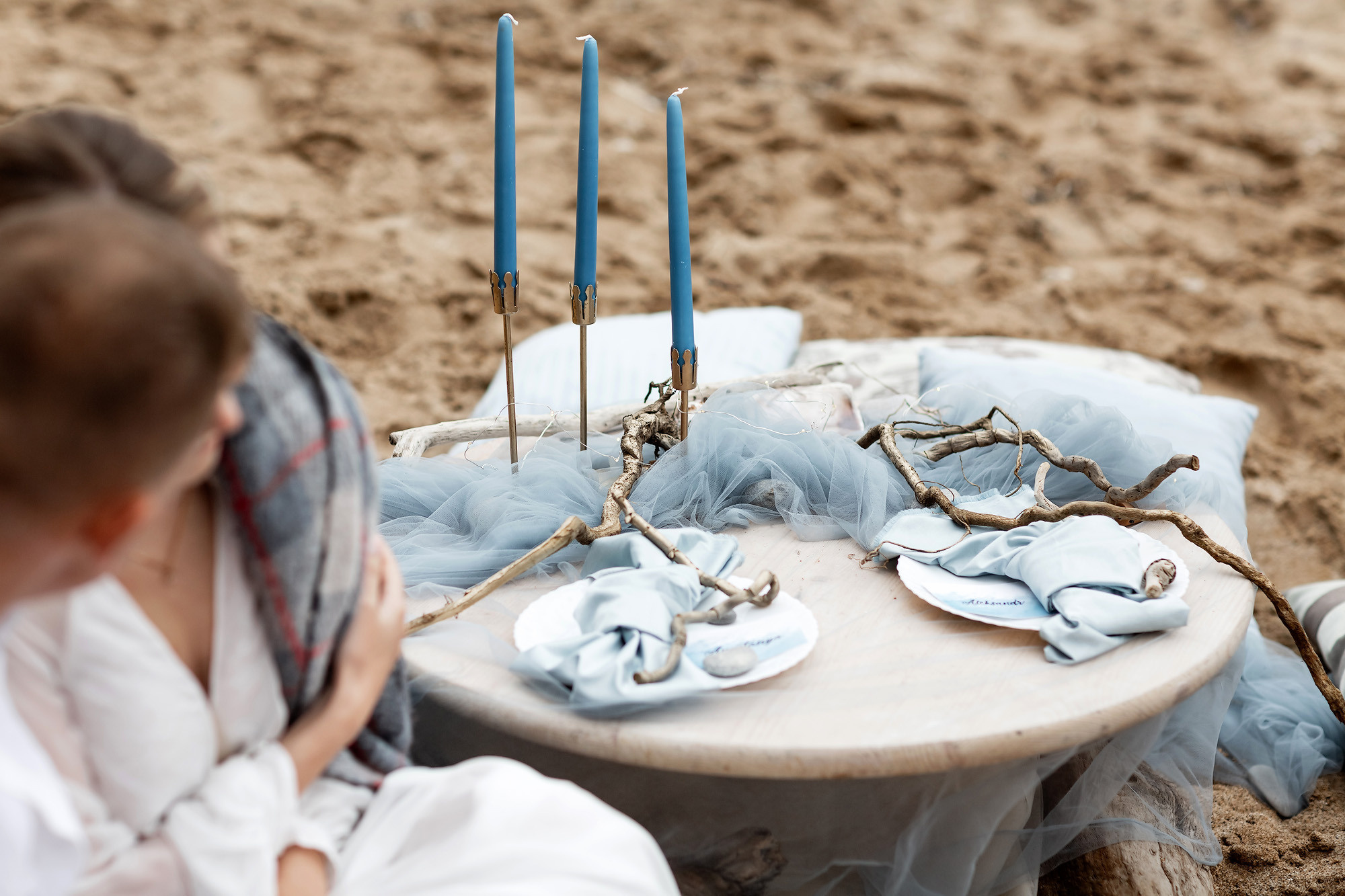 Свадебная выездная церемония и фотосессия на берегу моря. Свадебный фотограф, фотосъемка в Крыму, Севастополе, Симферополе, Ялте
