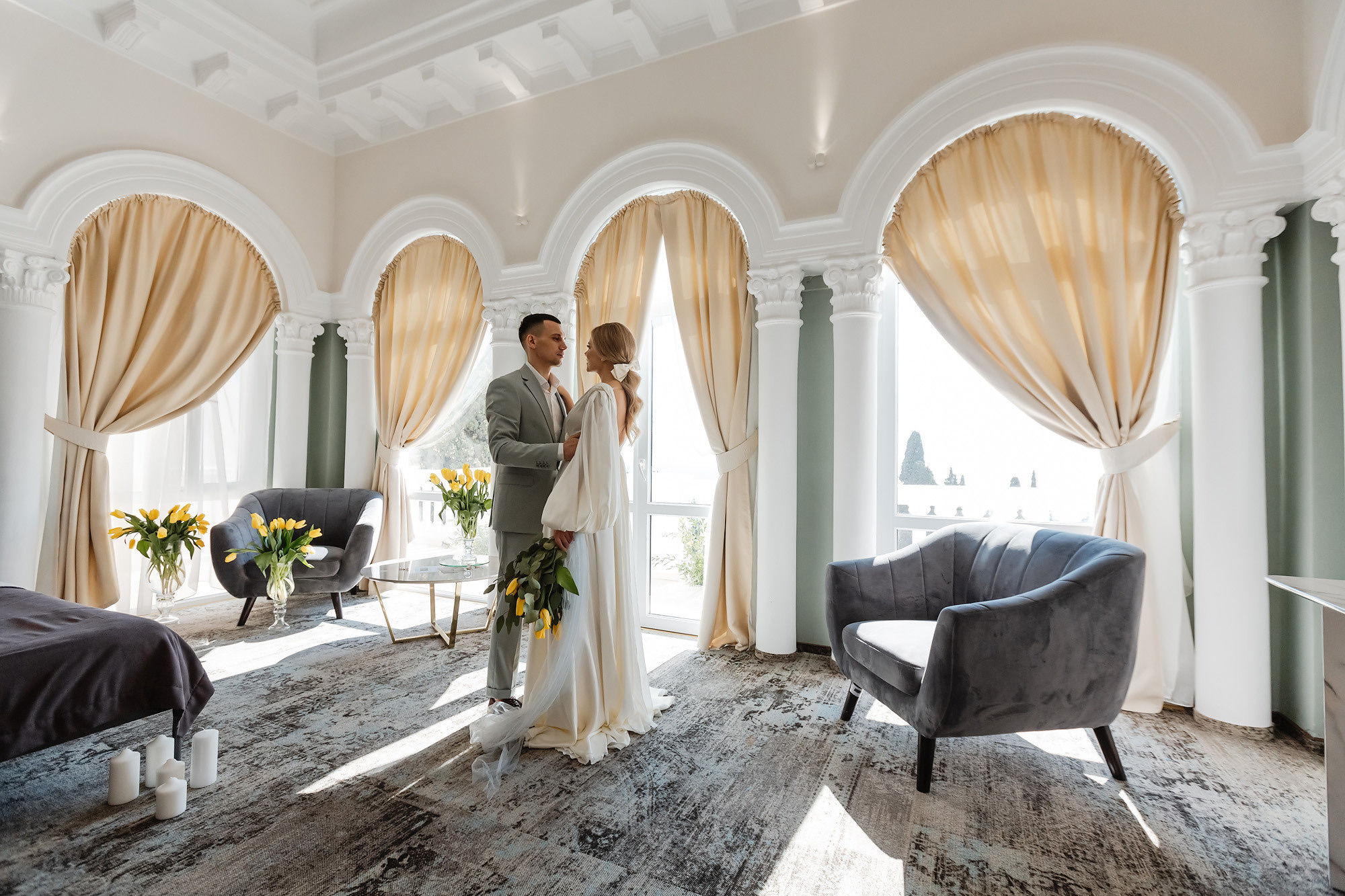 Артур и Алеся - весенняя свадьба в усадьбе 19 века в Крыму. Свадебный фотограф, фотосъемка в Крыму, Севастополе, Симферополе, Ялте