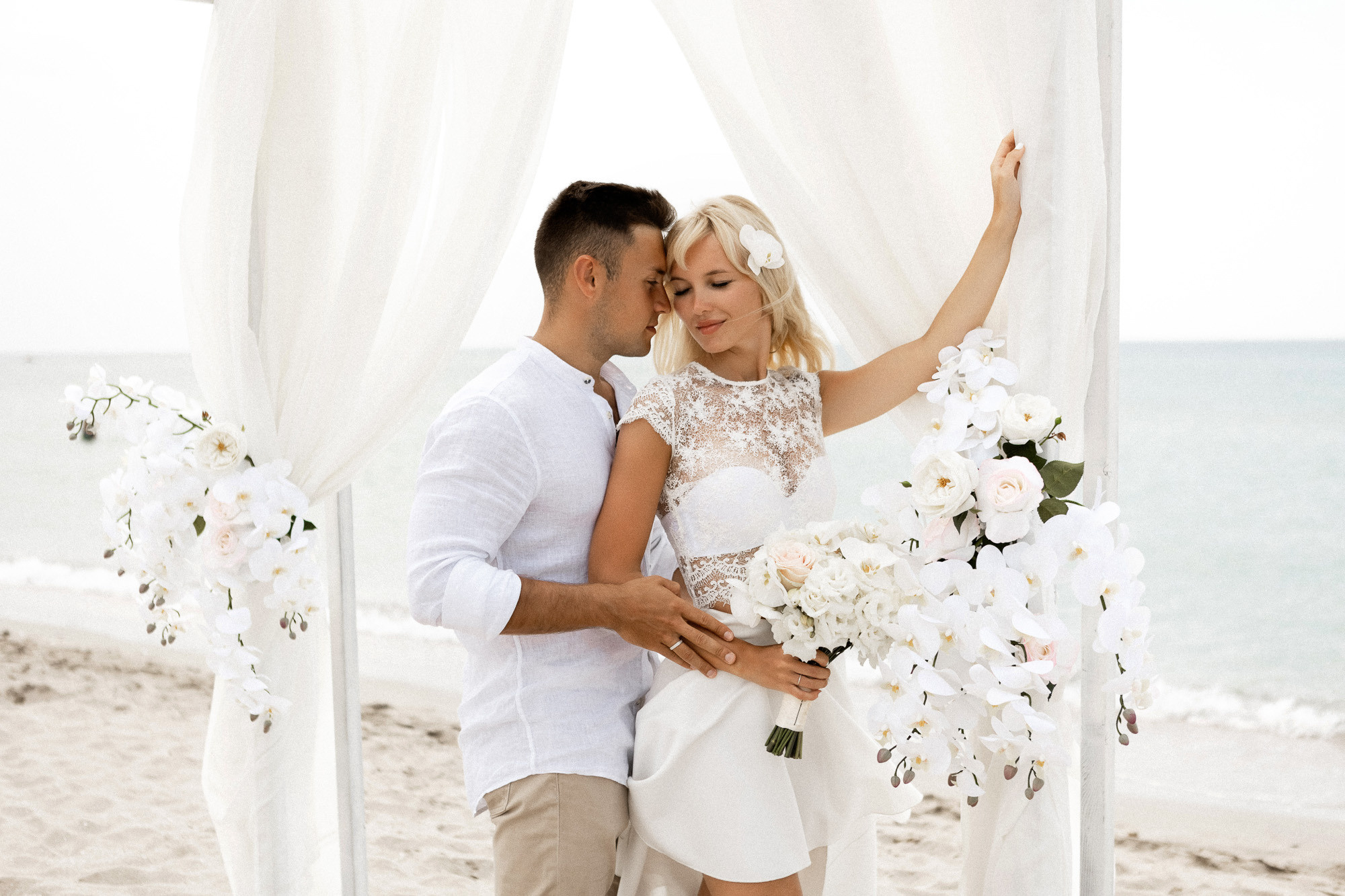 Артём и Мария - свадьба для двоих и выездная церемония. Свадебный фотограф, фотосъемка в Крыму, Севастополе, Симферополе, Ялте