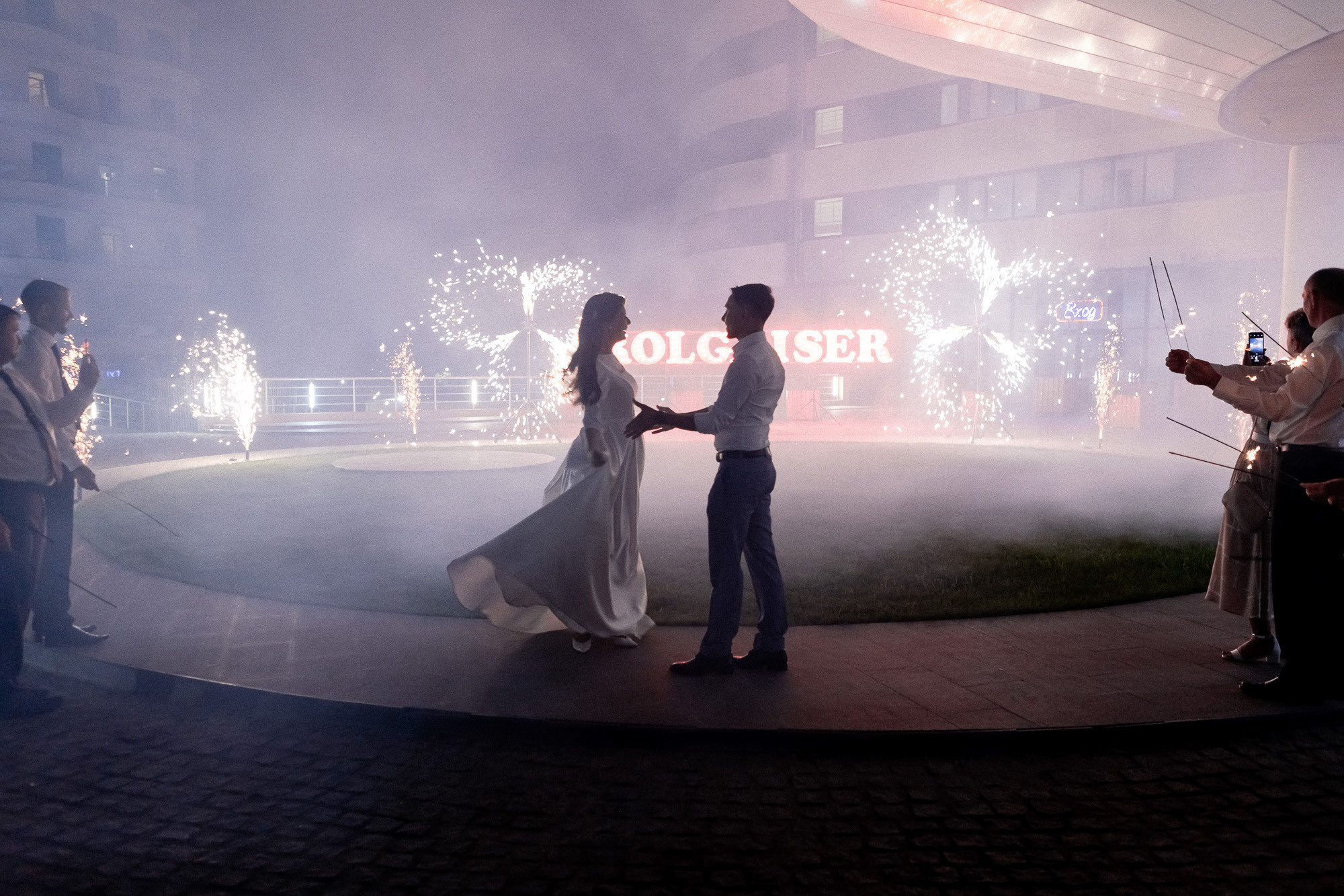 Женя и Настя - свадьба в Гурзуфе в отеле Алтея и Ливадийском дворце. Свадебный фотограф, фотосъемка в Крыму, Севастополе, Симферополе, Ялте