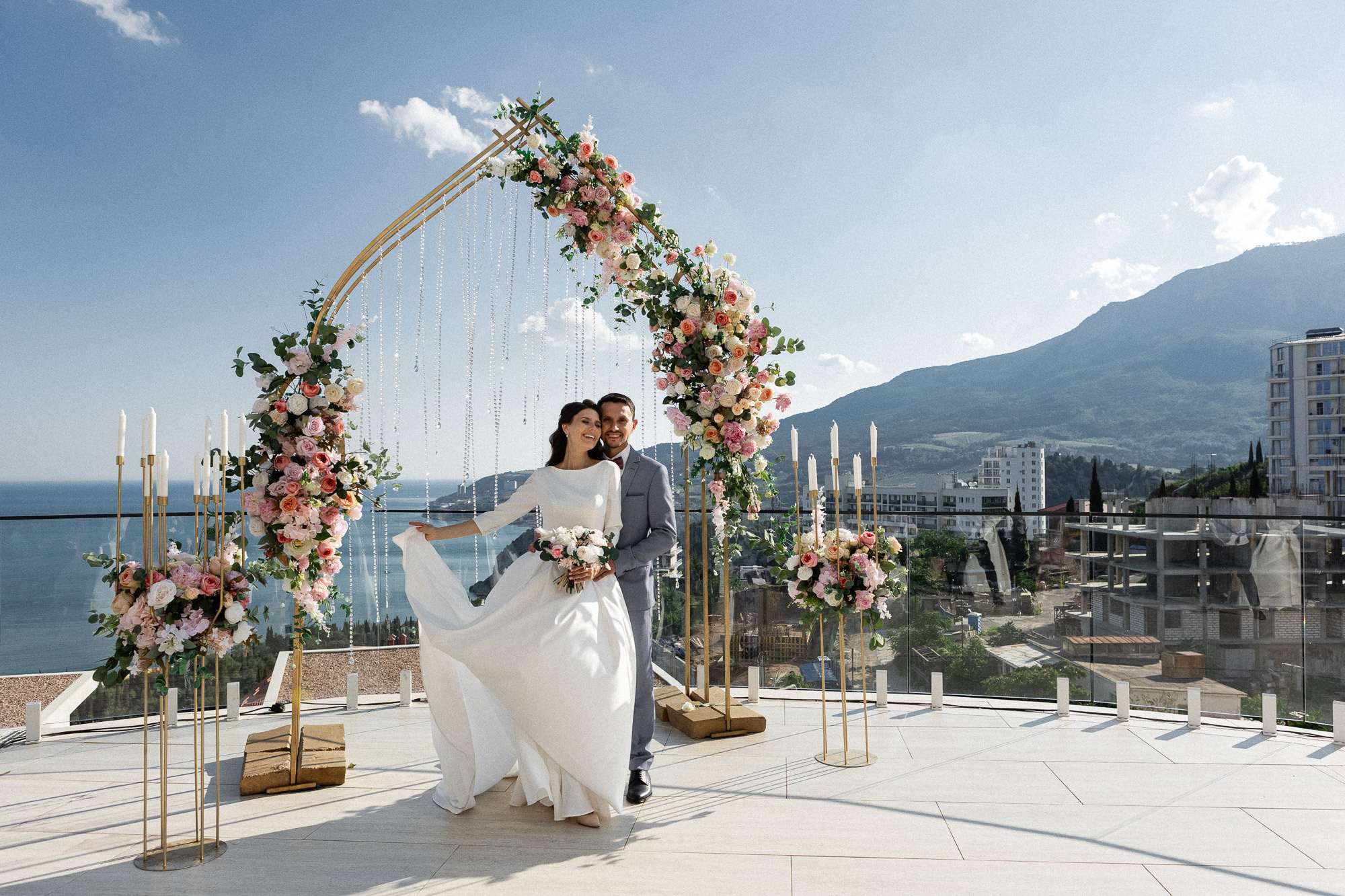 Женя и Настя - свадьба в Гурзуфе в отеле Алтея и Ливадийском дворце. Свадебный фотограф, фотосъемка в Крыму, Севастополе, Симферополе, Ялте