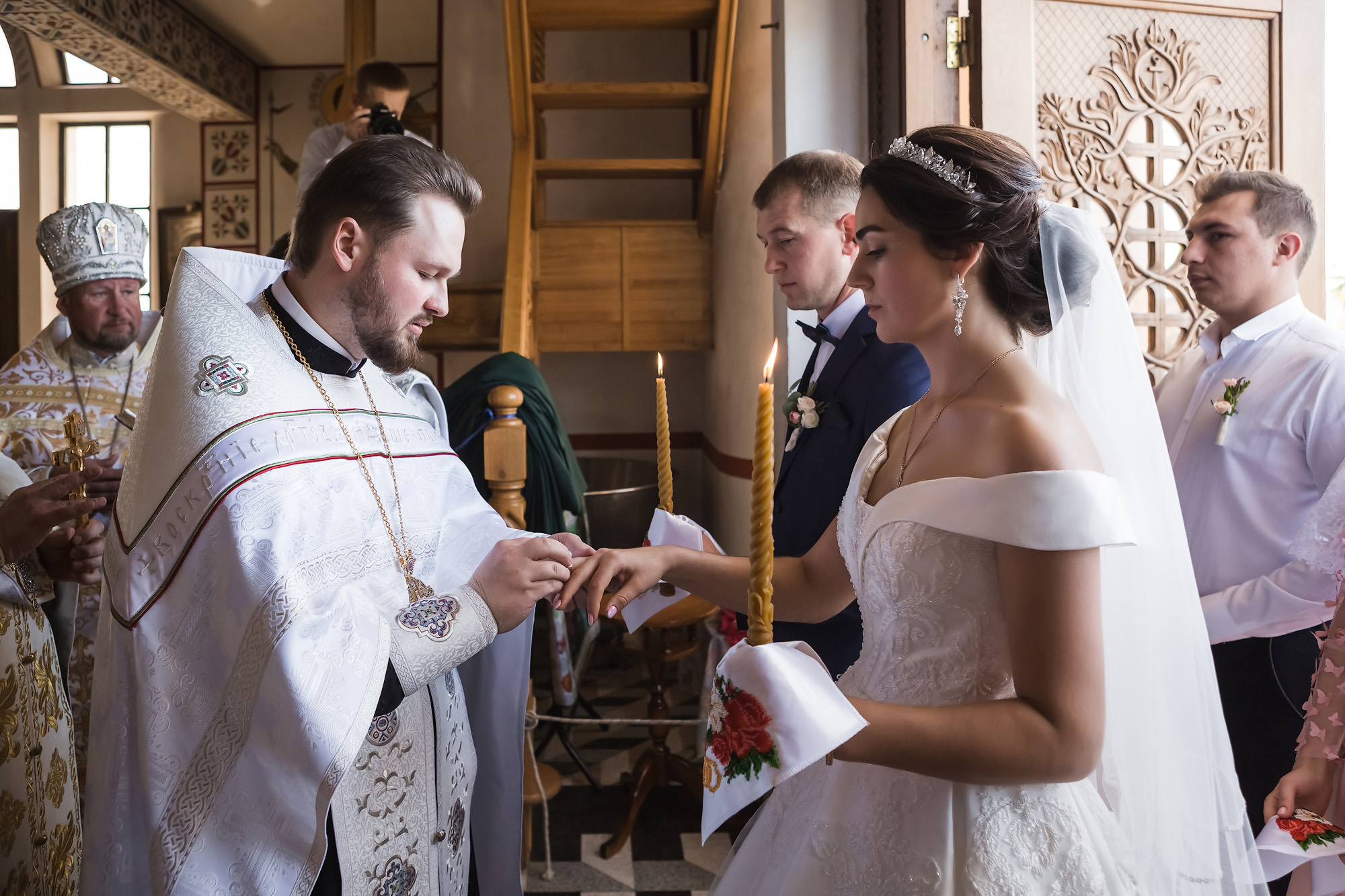 Венчание Петра и Феодосии в Храме-маяке Николая Чудотворца. Свадебный фотограф, фотосъемка в Крыму, Севастополе, Симферополе, Ялте