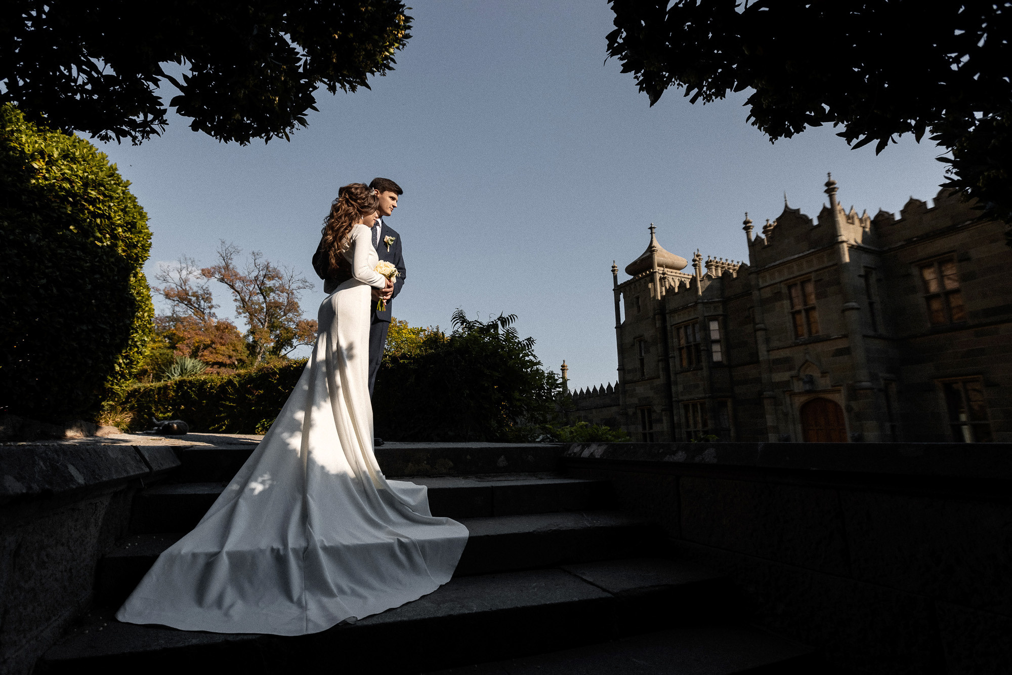 Андрей и Катя - свадебная фотосессия в Воронцовском дворце. Свадебный фотограф, фотосъемка в Крыму, Севастополе, Симферополе, Ялте