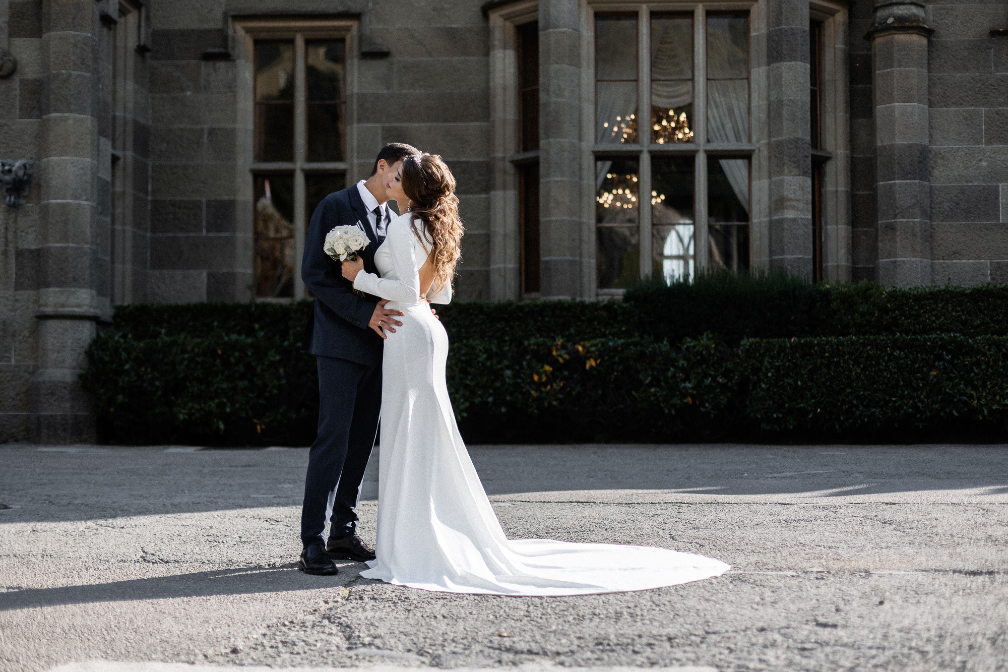 Андрей и Катя - свадебная фотосессия в Воронцовском дворце. Свадебный фотограф, фотосъемка в Крыму, Севастополе, Симферополе, Ялте