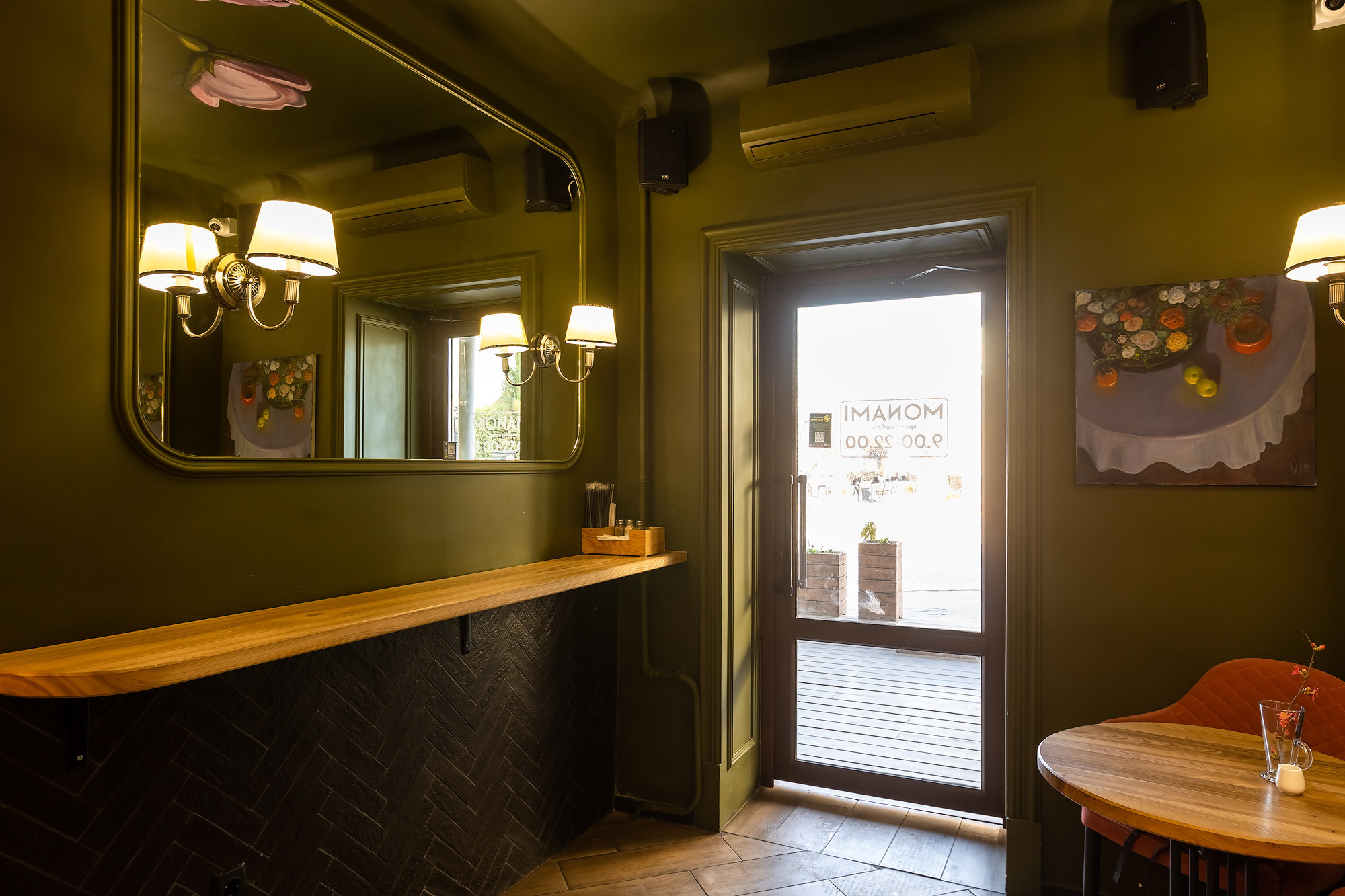 Интерьерная фотосъёмка ресторана Gudini и кафе Mon ami в Севастополе. Свадебный фотограф, фотосъемка в Крыму, Севастополе, Симферополе, Ялте