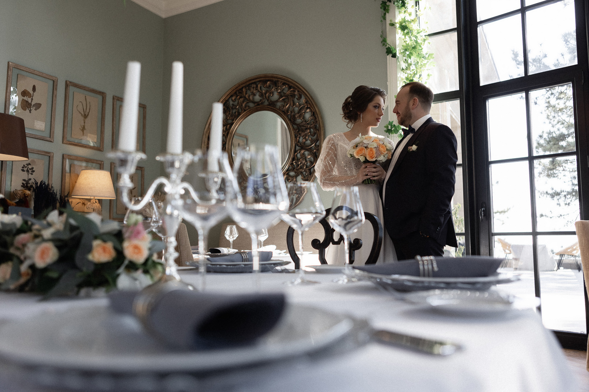 Алексей и Екатерина - свадьба для двоих в отеле Pallasa в Ялте. Свадебный фотограф, фотосъемка в Крыму, Севастополе, Симферополе, Ялте