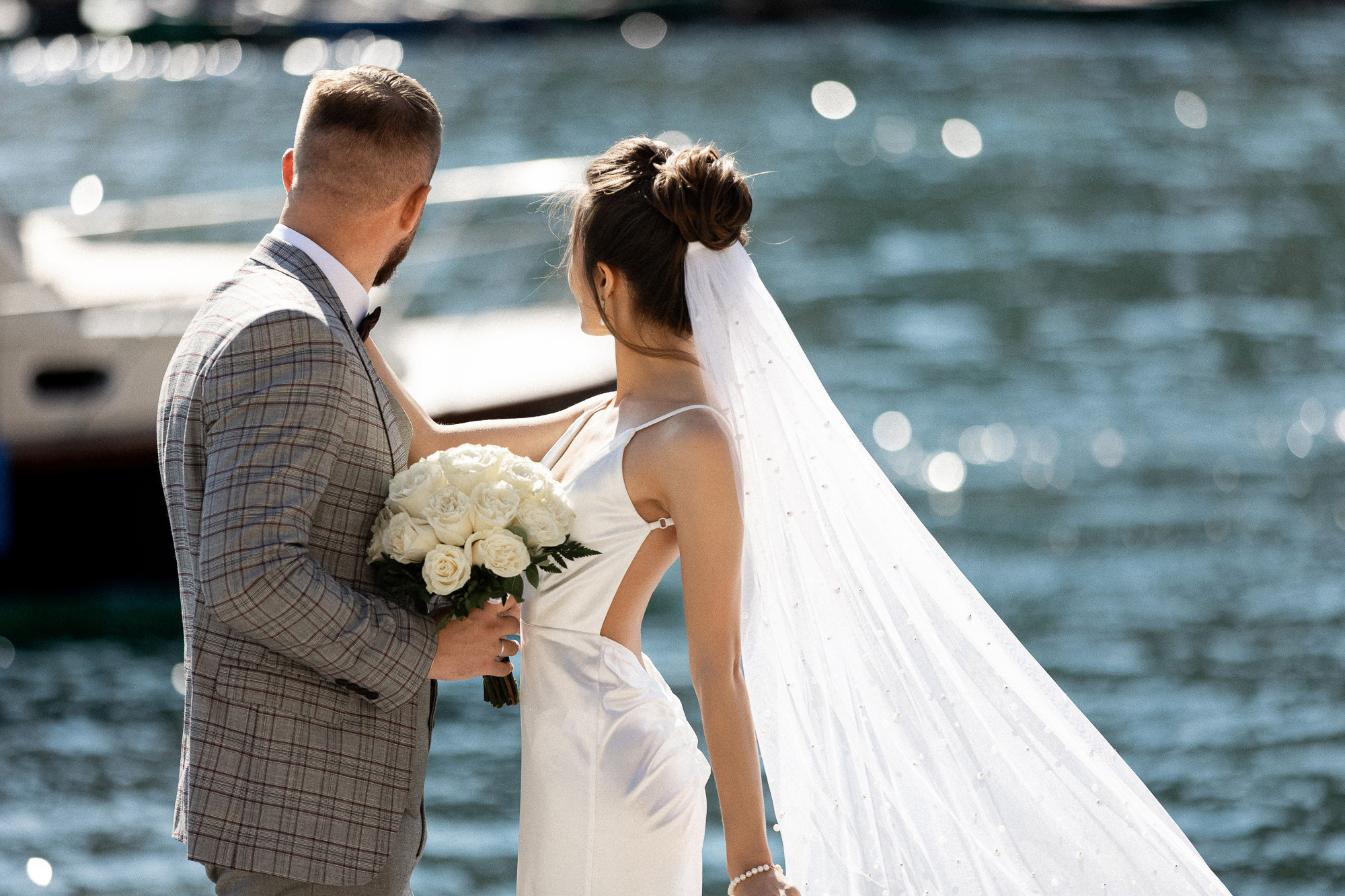 Денис и Аделя - свадьба для двоих в Балаклаве. Свадебный фотограф, фотосъемка в Крыму, Севастополе, Симферополе, Ялте