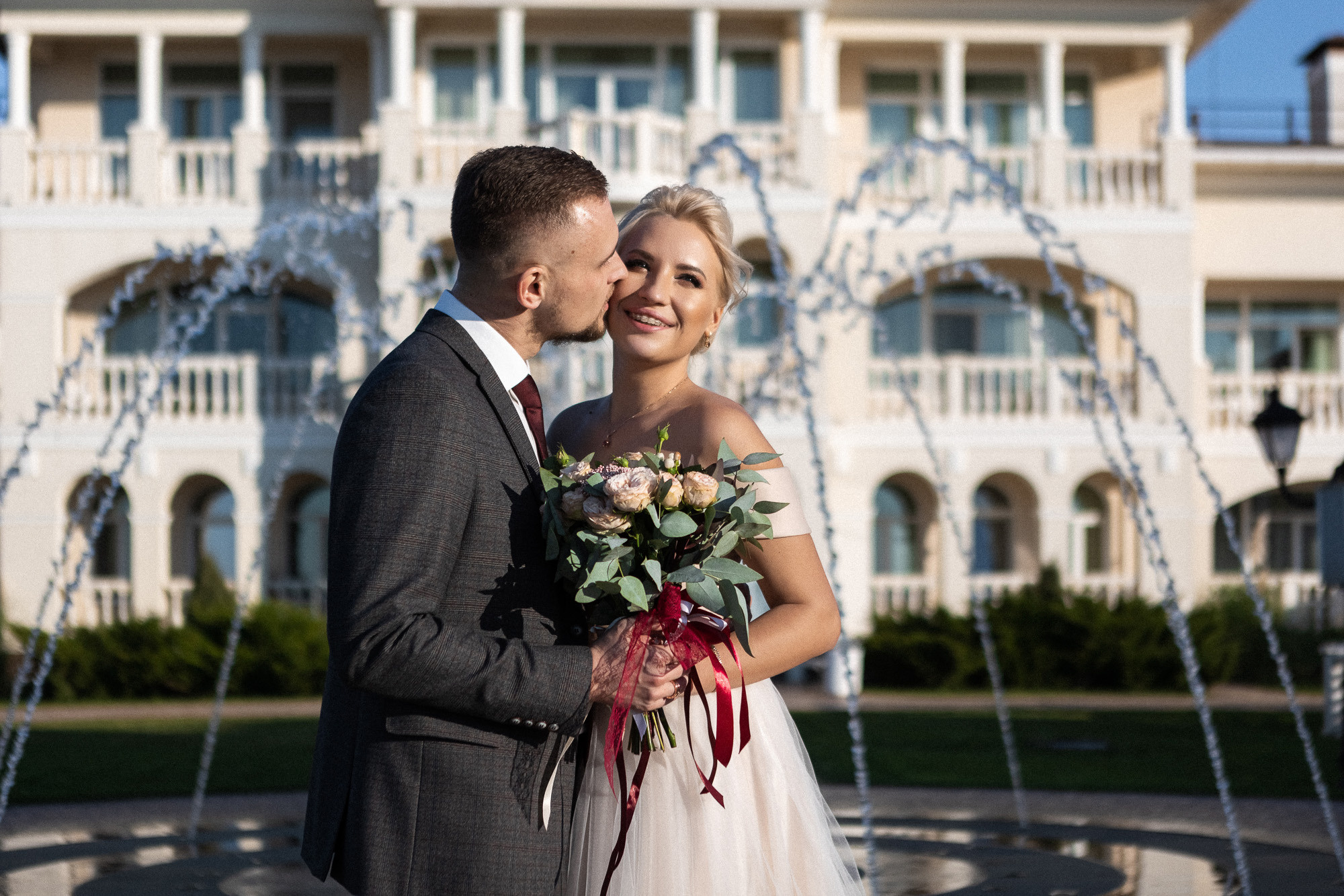 Влад и Ксюша - свадьба для двоих в отеле Превысоковъ. Свадебный фотограф, фотосъемка в Крыму, Севастополе, Симферополе, Ялте