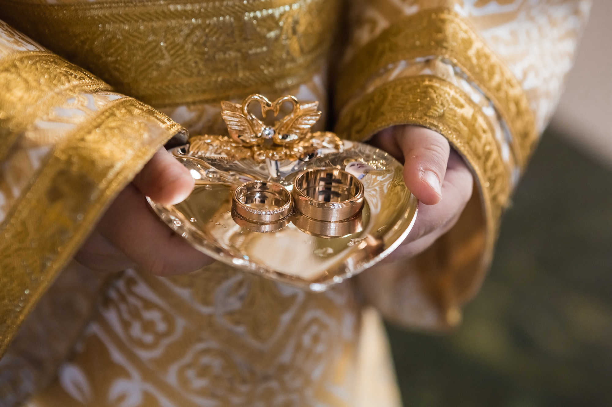 Венчание Петра и Феодосии в Храме-маяке Николая Чудотворца. Свадебный фотограф, фотосъемка в Крыму, Севастополе, Симферополе, Ялте