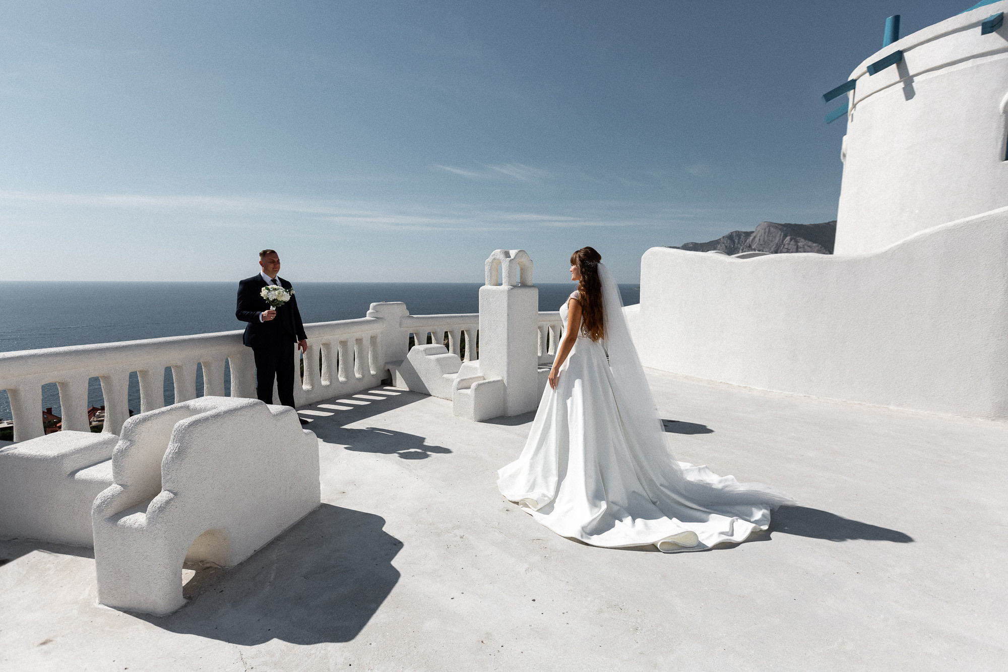 Александр и Виктория - фотосессия на Крымском Санторини. Свадебный фотограф, фотосъемка в Крыму, Севастополе, Симферополе, Ялте