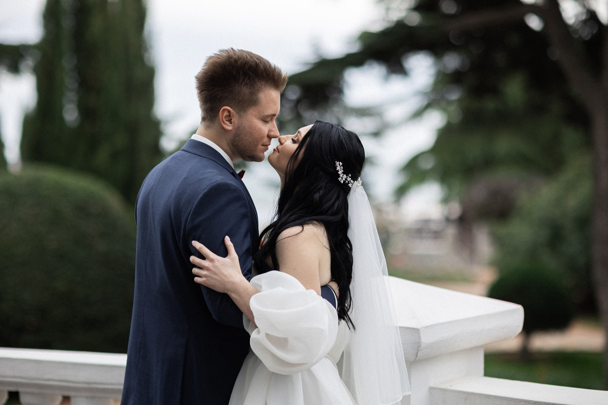 Коля и Катя - свадьба в отеле Ривьера Санрайз в Алуште. Свадебный фотограф, фотосъемка в Крыму, Севастополе, Симферополе, Ялте