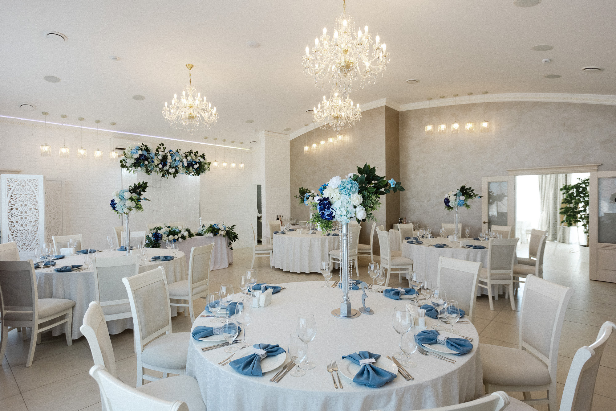 Антон и Катя. Свадьба и выездная церемония в Отеле Превысоковъ в Крыму. Свадебный фотограф, фотосъемка в Крыму, Севастополе, Симферополе, Ялте