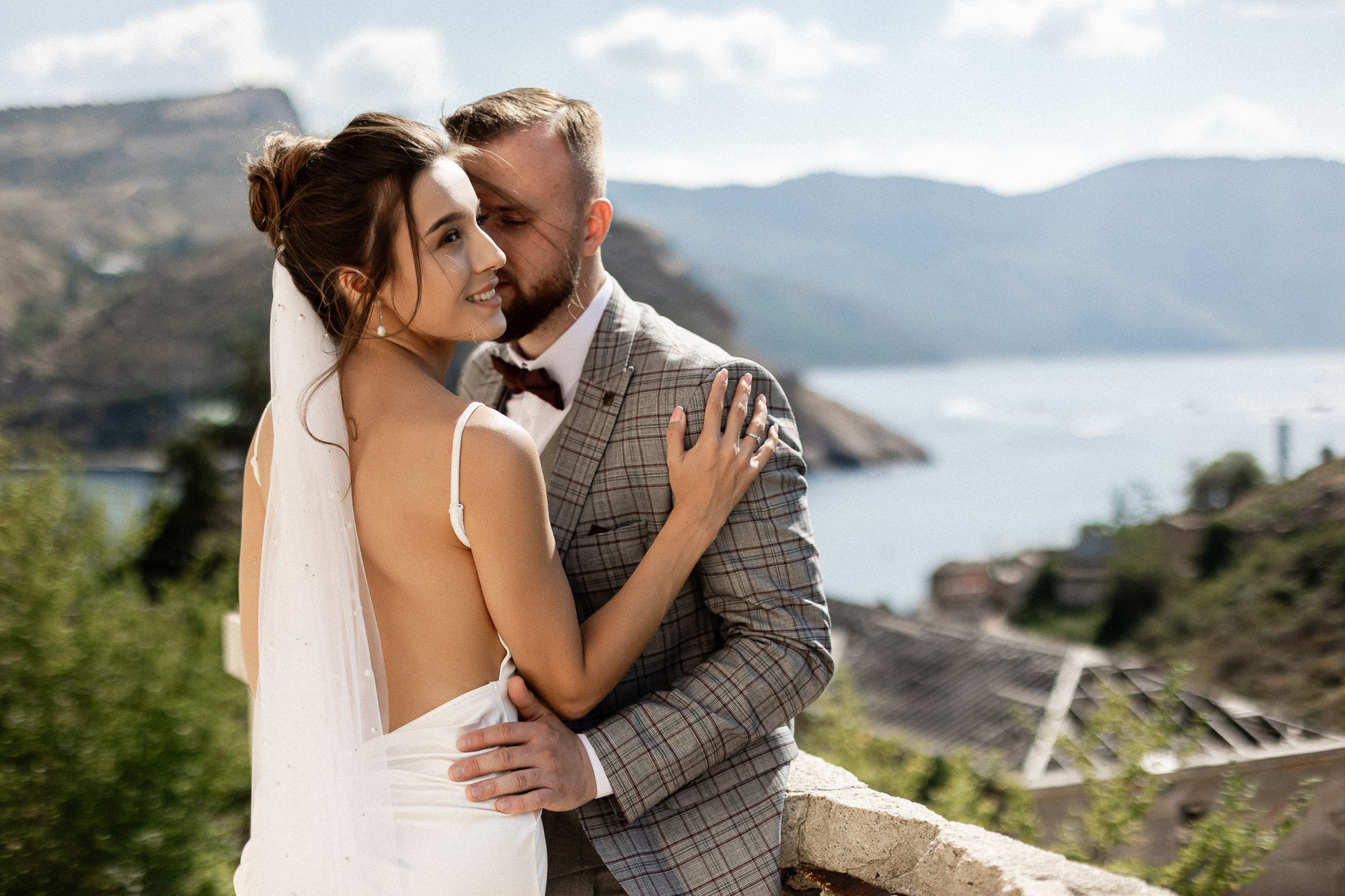 Денис и Аделя - свадьба для двоих в Балаклаве. Свадебный фотограф, фотосъемка в Крыму, Севастополе, Симферополе, Ялте