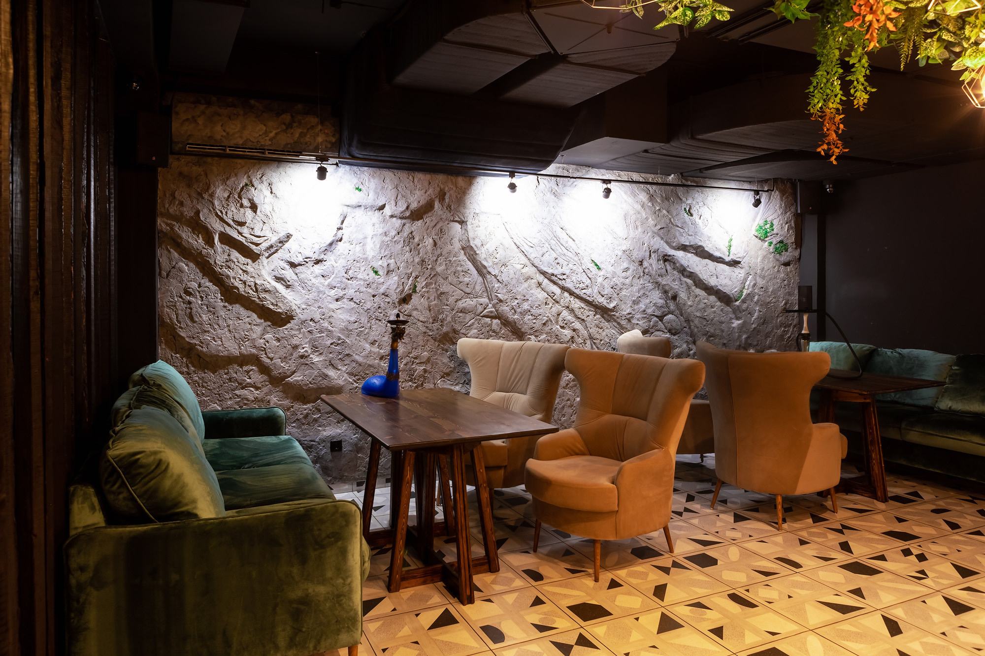 Фотосессия интерьеров кафе Место и кальянной Gorilla Hookah. Свадебный фотограф, фотосъемка в Крыму, Севастополе, Симферополе, Ялте