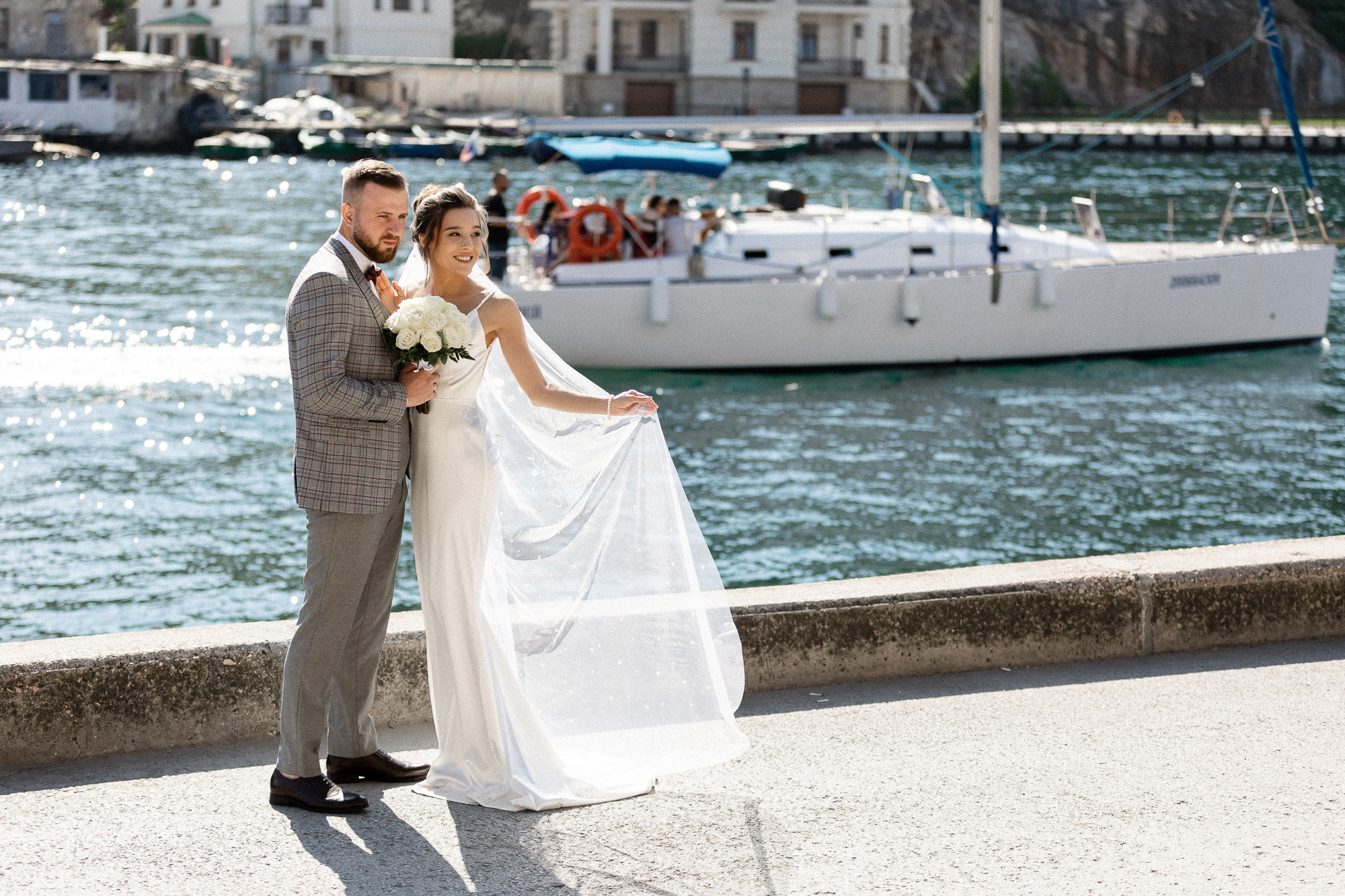 Денис и Аделя - свадьба для двоих в Балаклаве. Свадебный фотограф, фотосъемка в Крыму, Севастополе, Симферополе, Ялте