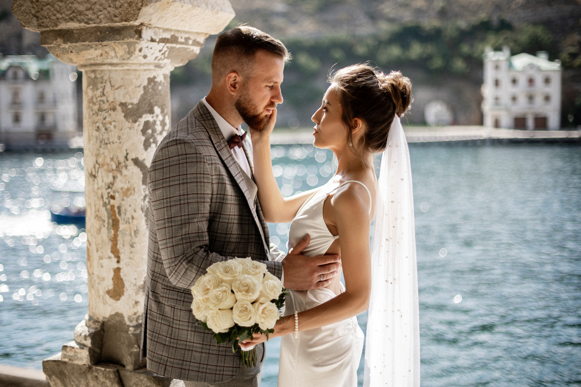 Денис и Аделя - свадьба для двоих в Балаклаве. Свадебный фотограф, фотосъемка в Крыму, Севастополе, Симферополе, Ялте