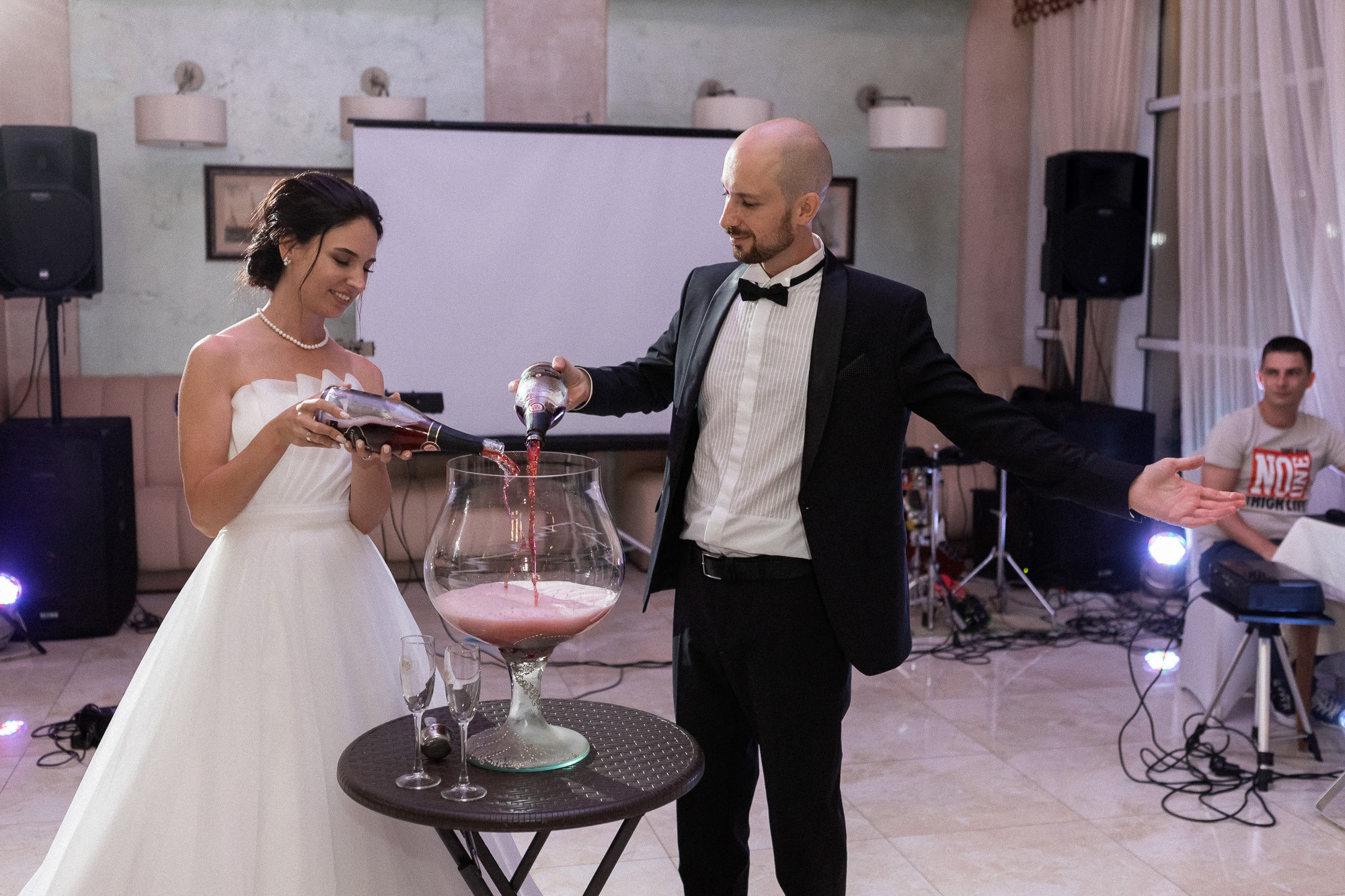 Костя и Валя - свадьба, выездная церемония, банкет и фотосессия. Свадебный фотограф, фотосъемка в Крыму, Севастополе, Симферополе, Ялте