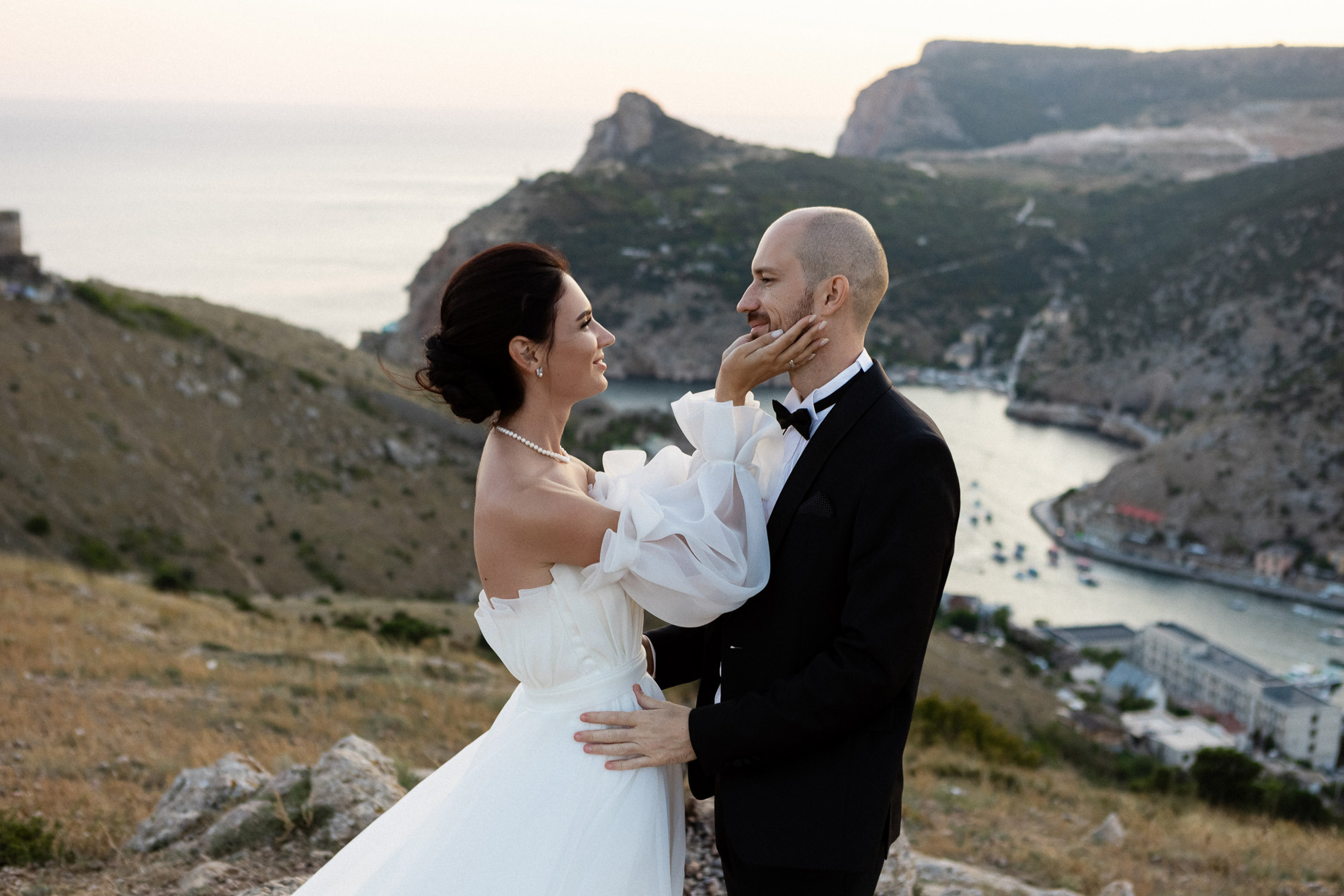 Костя и Валя - свадьба, выездная церемония, банкет и фотосессия. Свадебный фотограф, фотосъемка в Крыму, Севастополе, Симферополе, Ялте