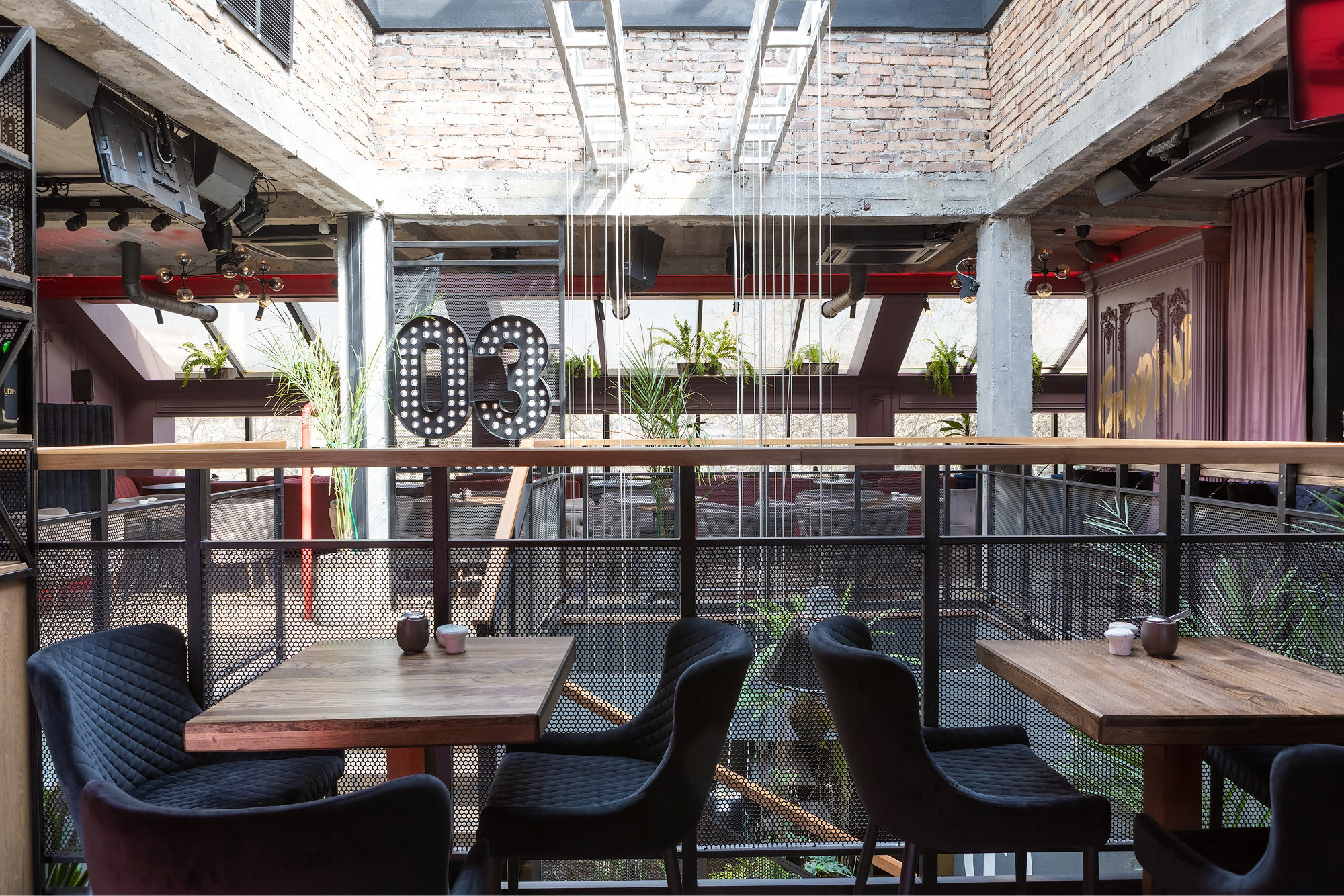 Интерьерная фотосъёмка ресторана Gudini и кафе Mon ami в Севастополе. Свадебный фотограф, фотосъемка в Крыму, Севастополе, Симферополе, Ялте