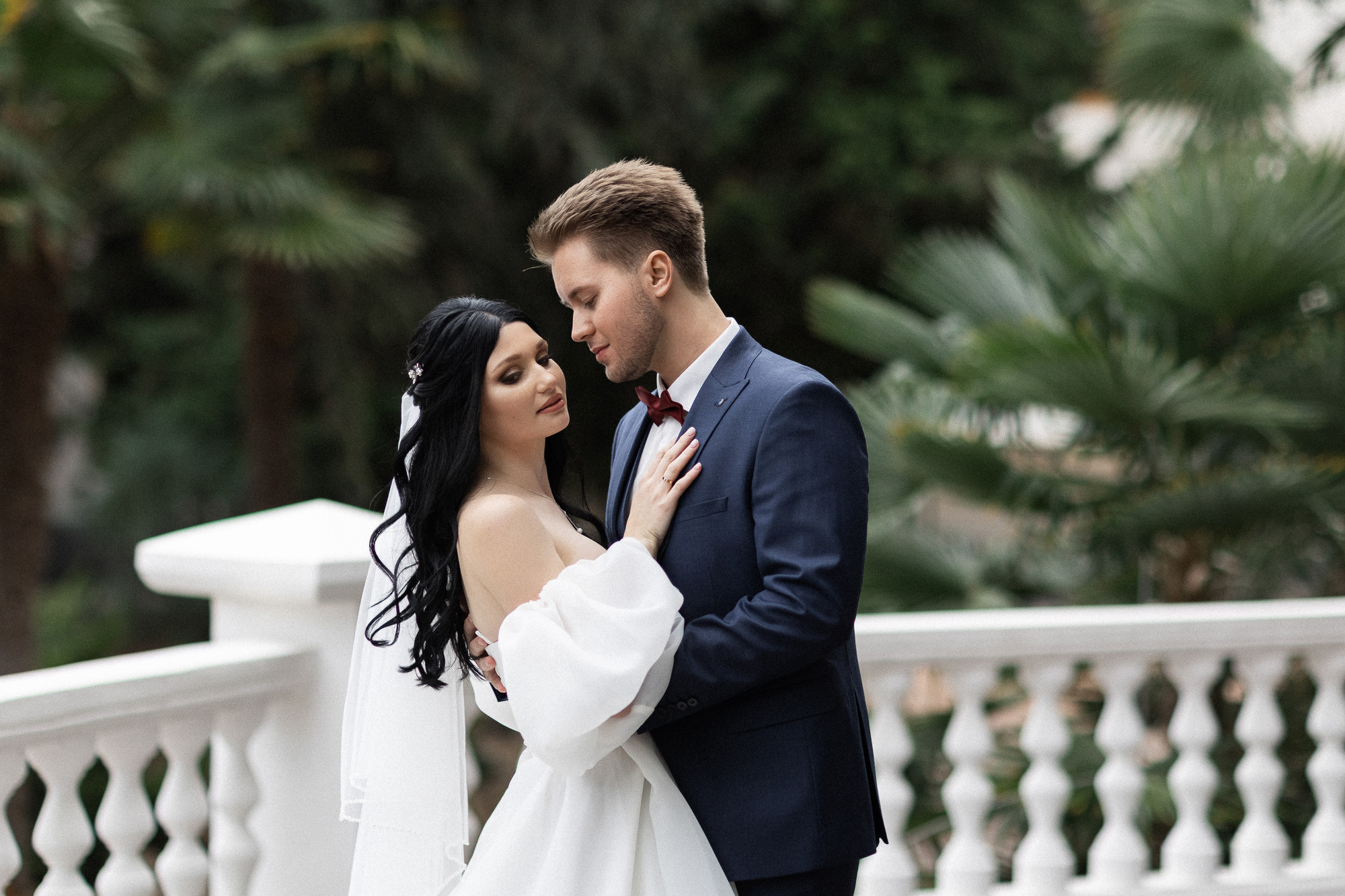 Коля и Катя - свадьба в отеле Ривьера Санрайз в Алуште. Свадебный фотограф, фотосъемка в Крыму, Севастополе, Симферополе, Ялте