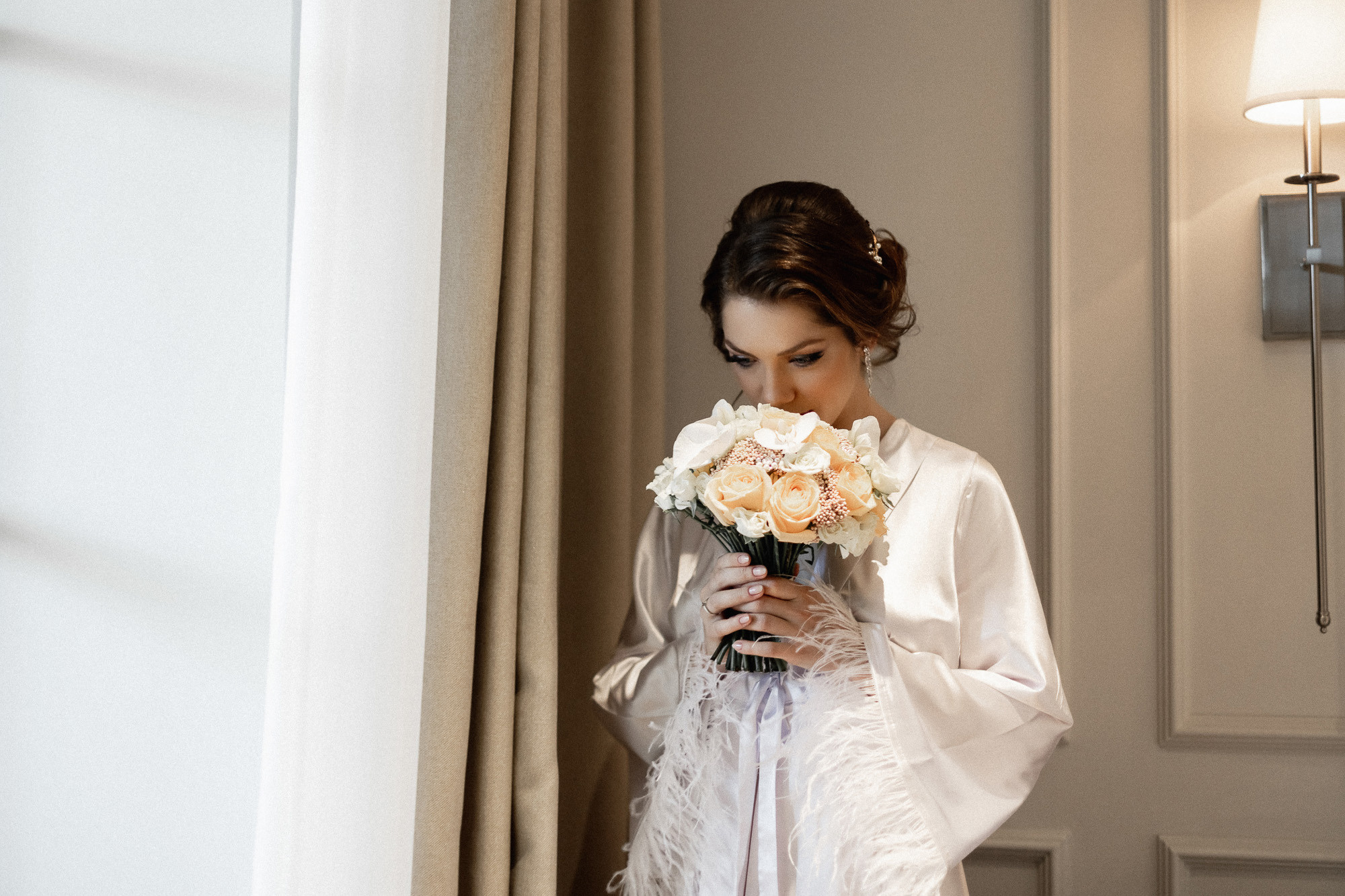 Алексей и Екатерина - свадьба для двоих в отеле Pallasa в Ялте. Свадебный фотограф, фотосъемка в Крыму, Севастополе, Симферополе, Ялте