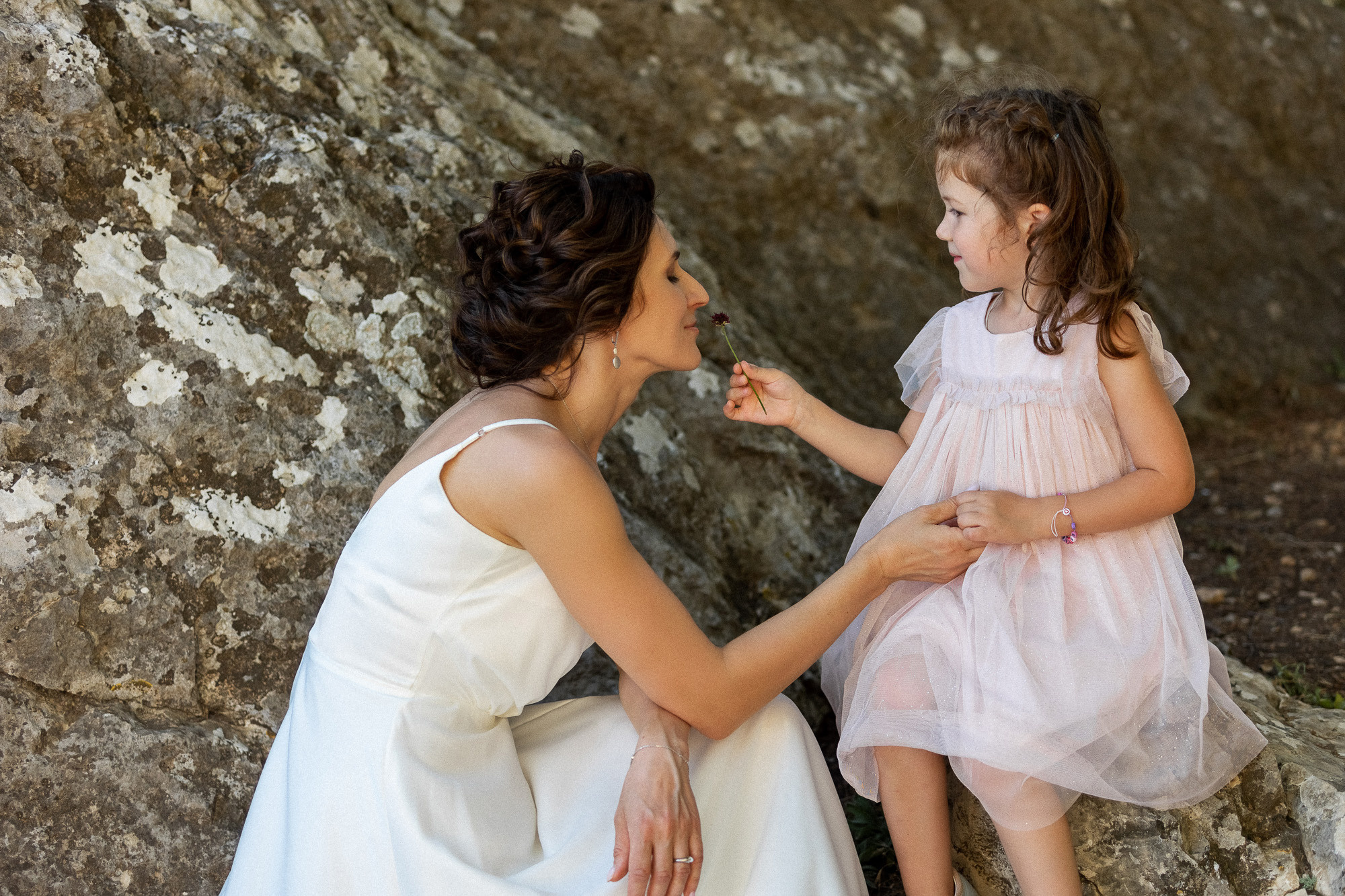 Семейная фотосессия в Симеизе на горе Кошка и на пляже у моря. Свадебный фотограф, фотосъемка в Крыму, Севастополе, Симферополе, Ялте
