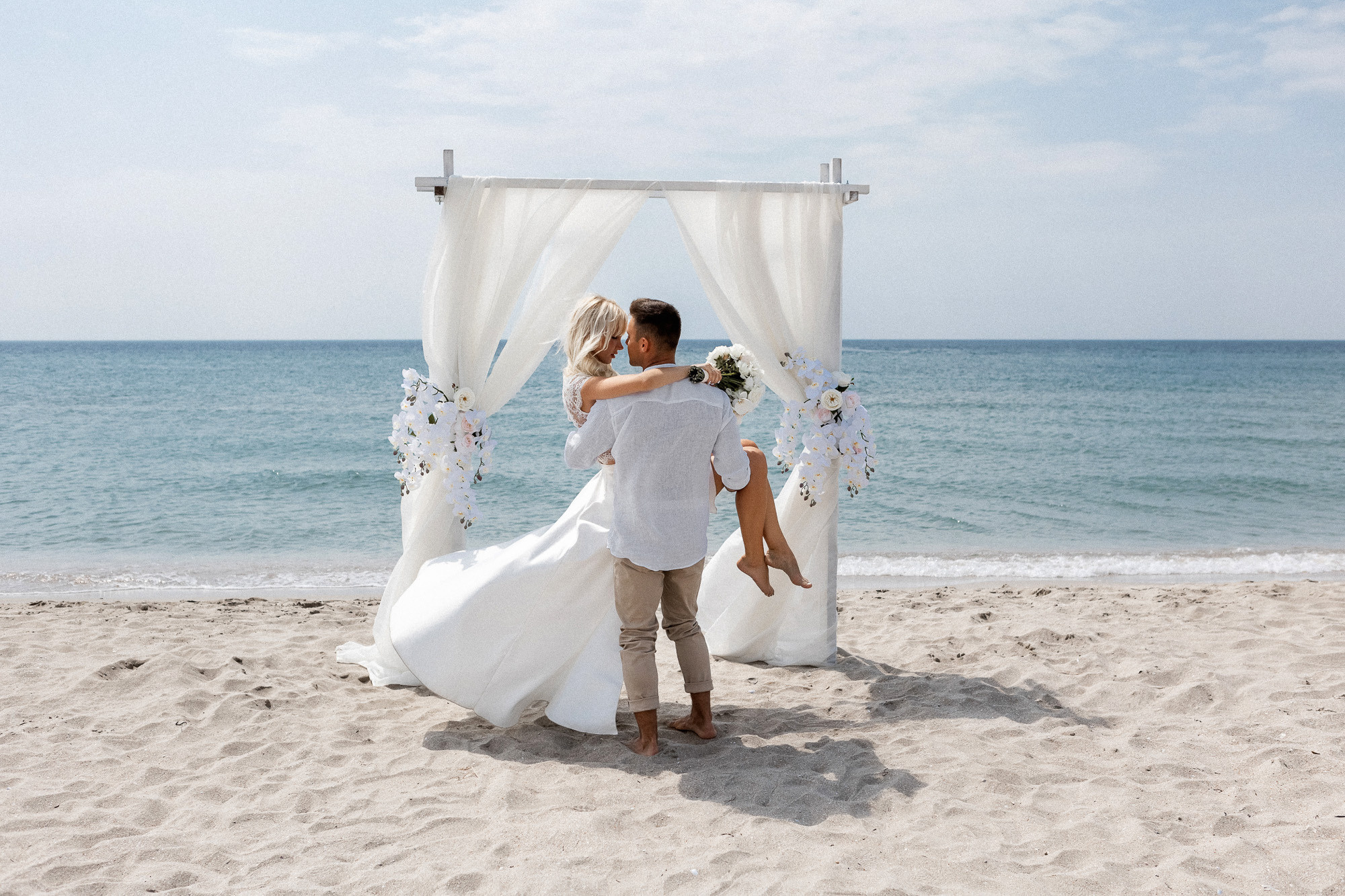 Артём и Мария - свадьба для двоих и выездная церемония. Свадебный фотограф, фотосъемка в Крыму, Севастополе, Симферополе, Ялте