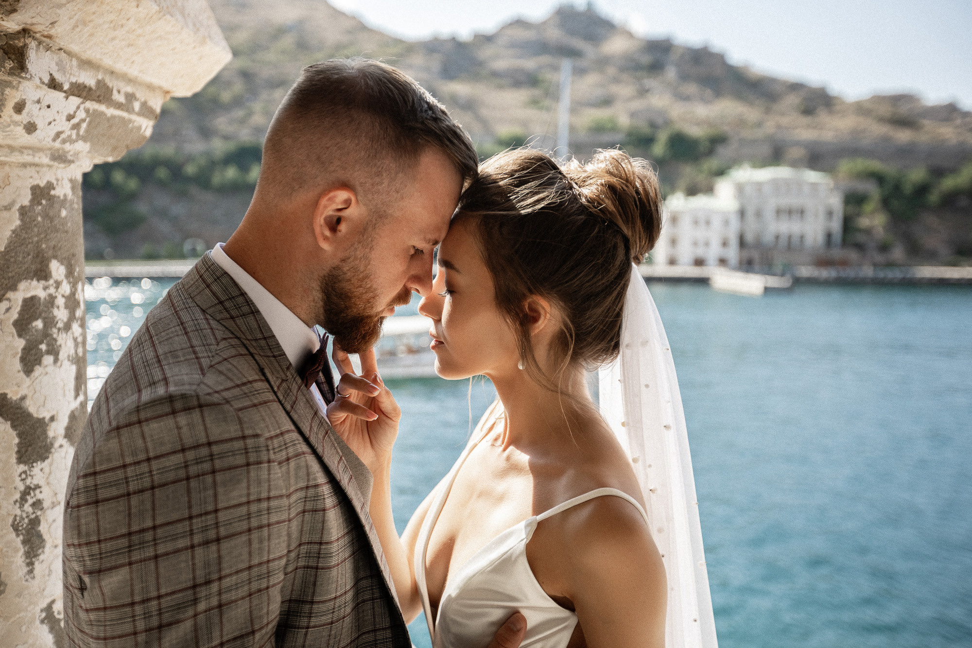 Денис и Аделя - свадьба для двоих в Балаклаве. Свадебный фотограф, фотосъемка в Крыму, Севастополе, Симферополе, Ялте