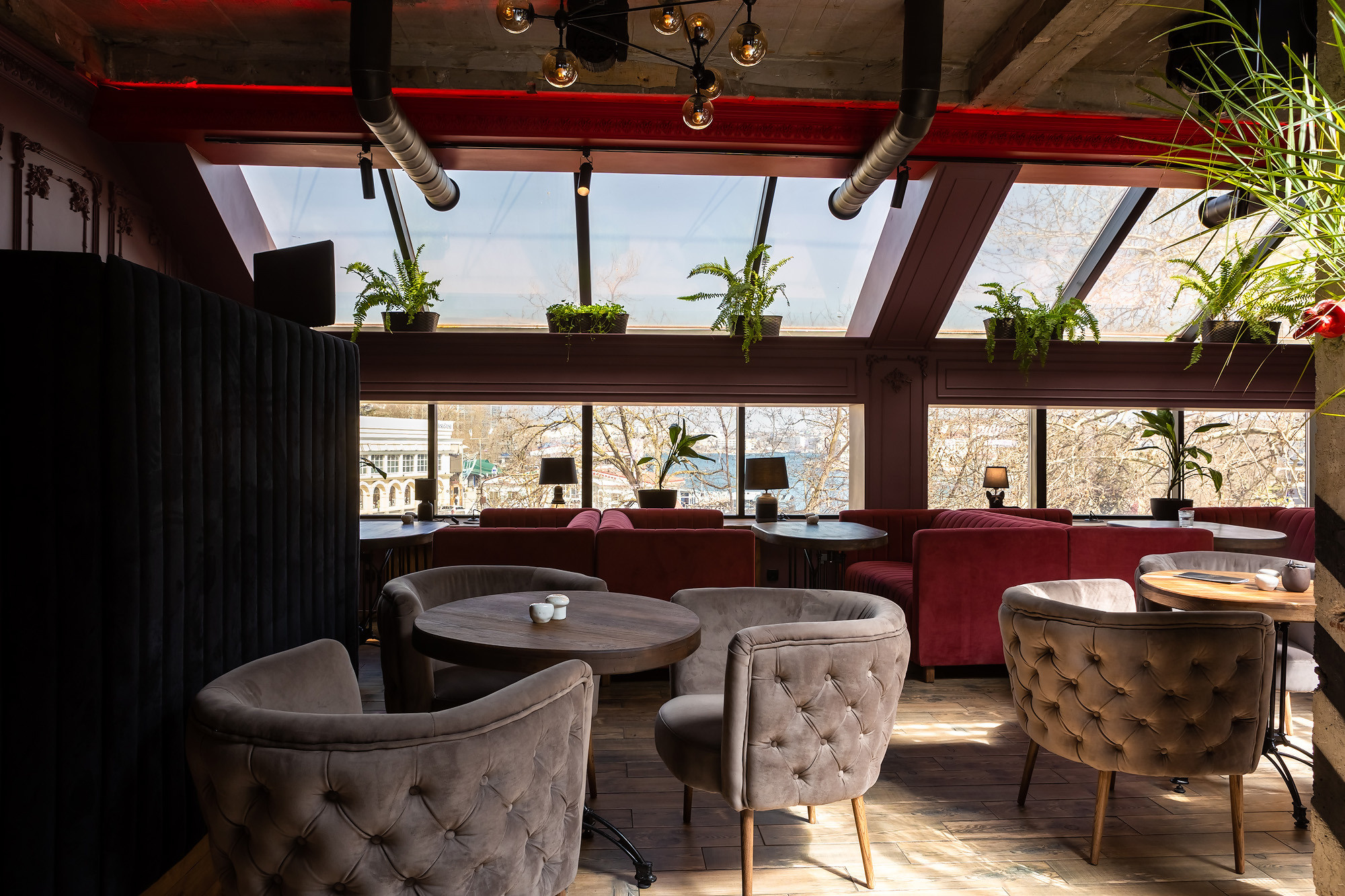 Интерьерная фотосъёмка ресторана Gudini и кафе Mon ami в Севастополе. Свадебный фотограф, фотосъемка в Крыму, Севастополе, Симферополе, Ялте