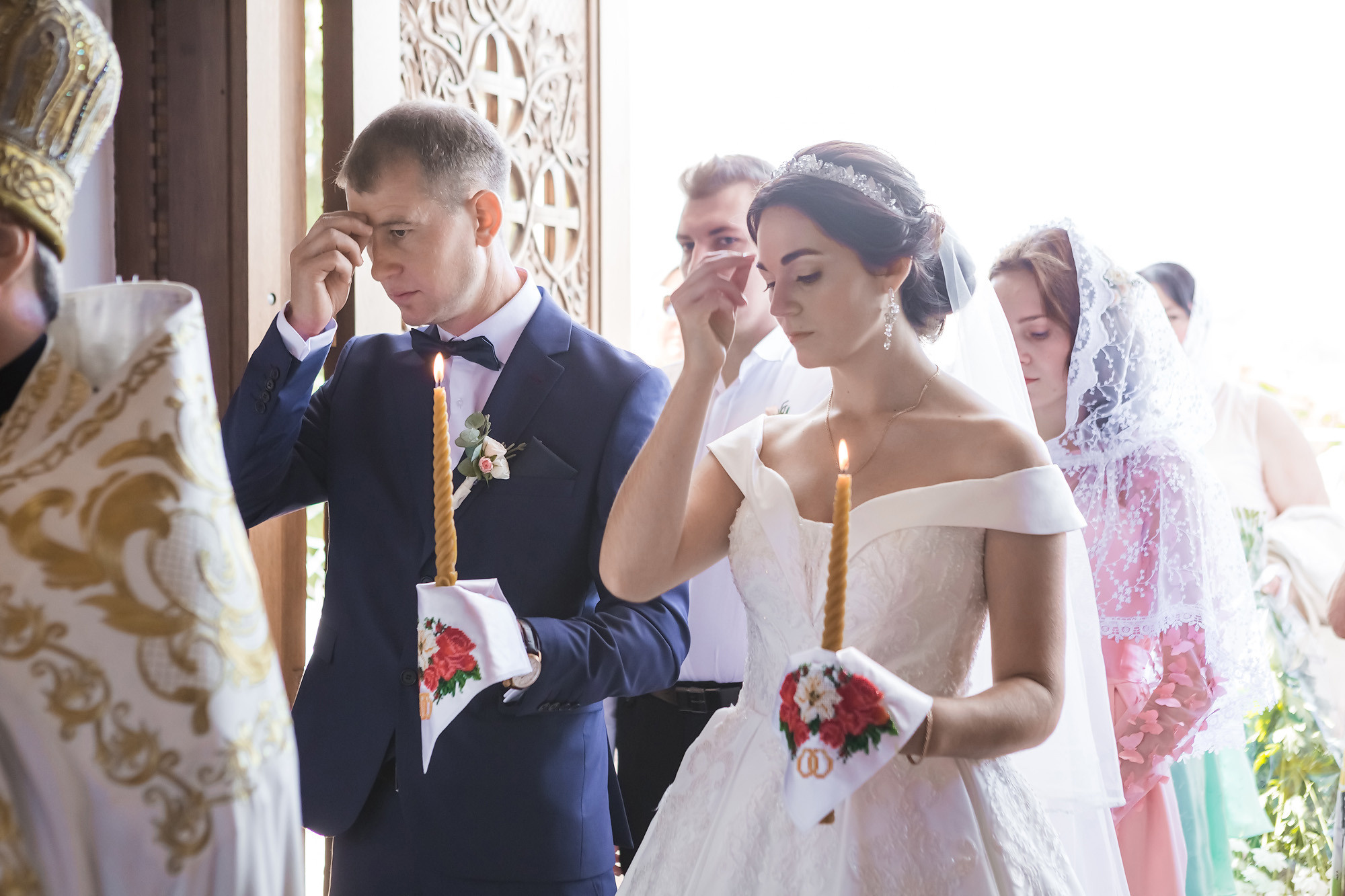 Венчание Петра и Феодосии в Храме-маяке Николая Чудотворца. Свадебный фотограф, фотосъемка в Крыму, Севастополе, Симферополе, Ялте