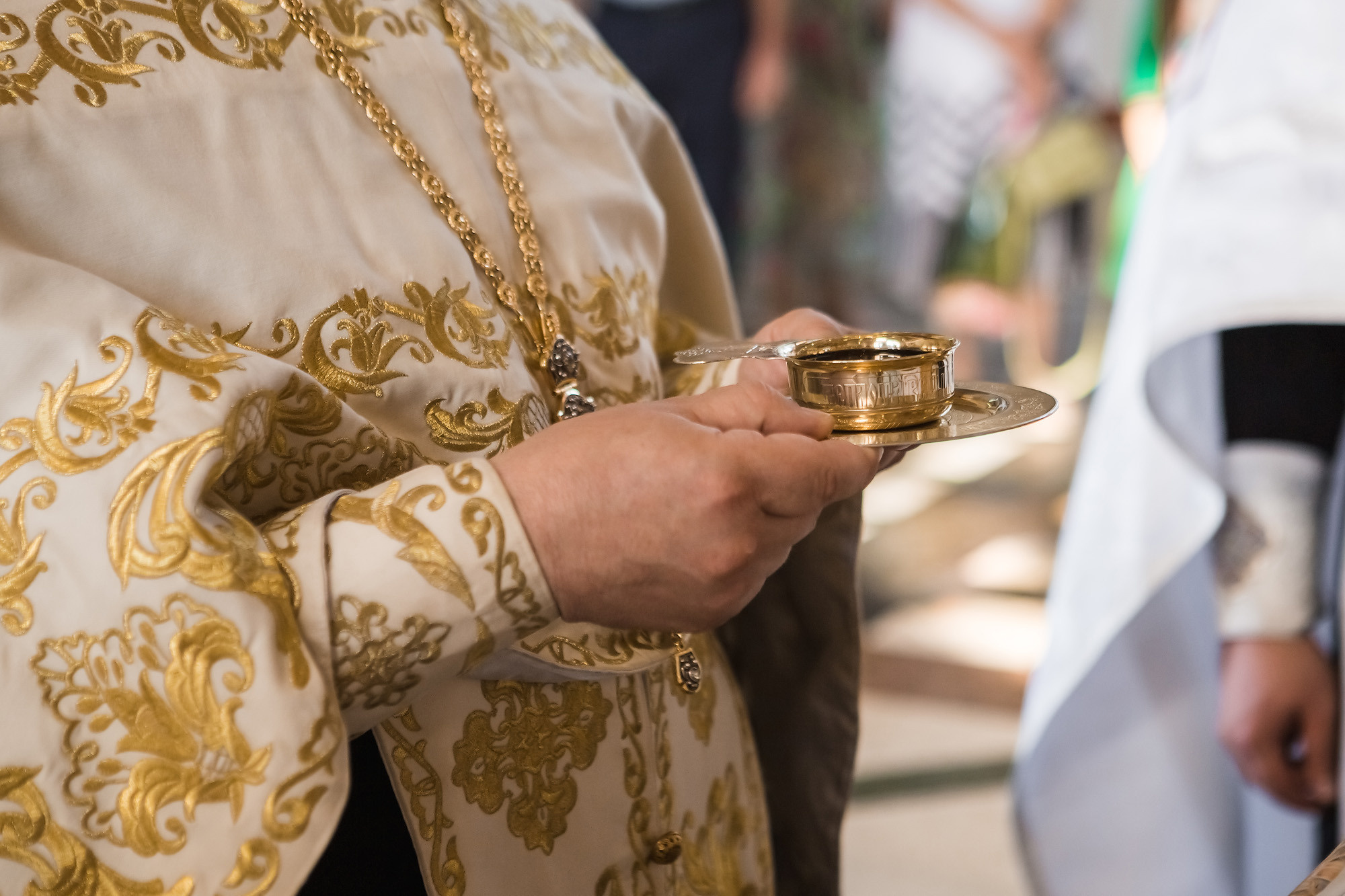 Венчание Петра и Феодосии в Храме-маяке Николая Чудотворца. Свадебный фотограф, фотосъемка в Крыму, Севастополе, Симферополе, Ялте
