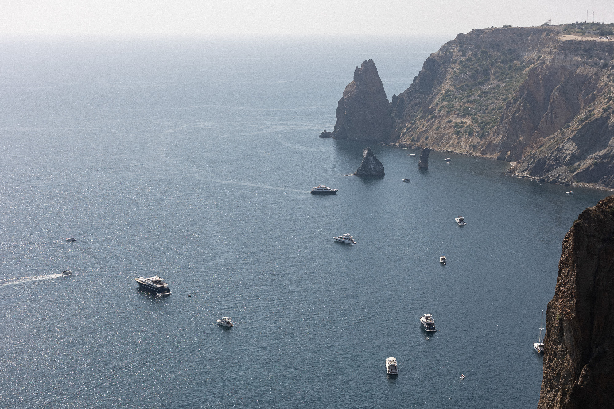 Женя и Лера - свадьба в Севастополе, Балаклаве, Фиоленте, Херсонесе. Свадебный фотограф, фотосъемка в Крыму, Севастополе, Симферополе, Ялте