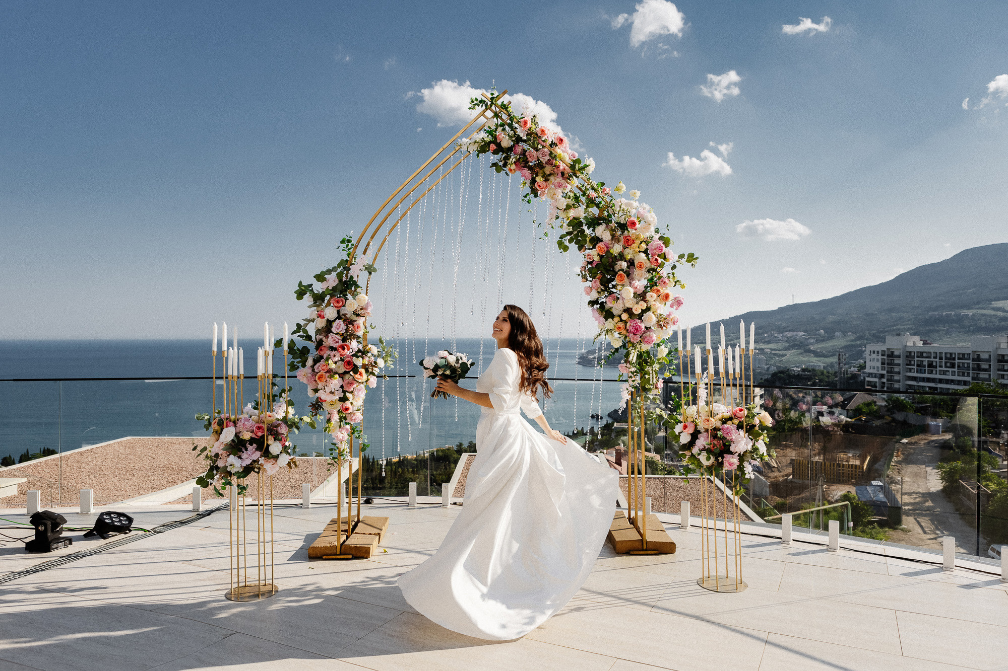 Женя и Настя - свадьба в Гурзуфе в отеле Алтея и Ливадийском дворце. Свадебный фотограф, фотосъемка в Крыму, Севастополе, Симферополе, Ялте
