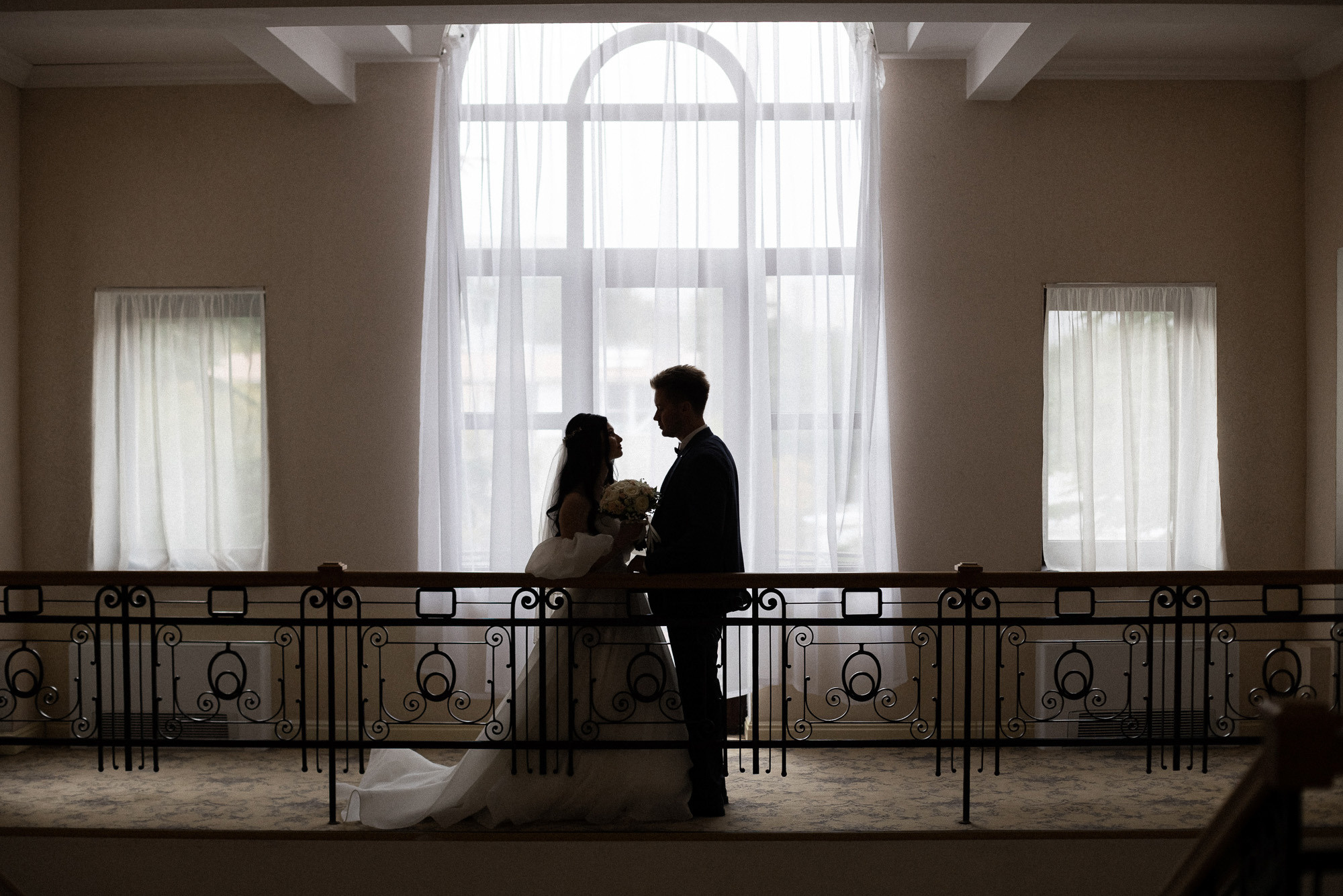 Коля и Катя - свадьба в отеле Ривьера Санрайз в Алуште. Свадебный фотограф, фотосъемка в Крыму, Севастополе, Симферополе, Ялте