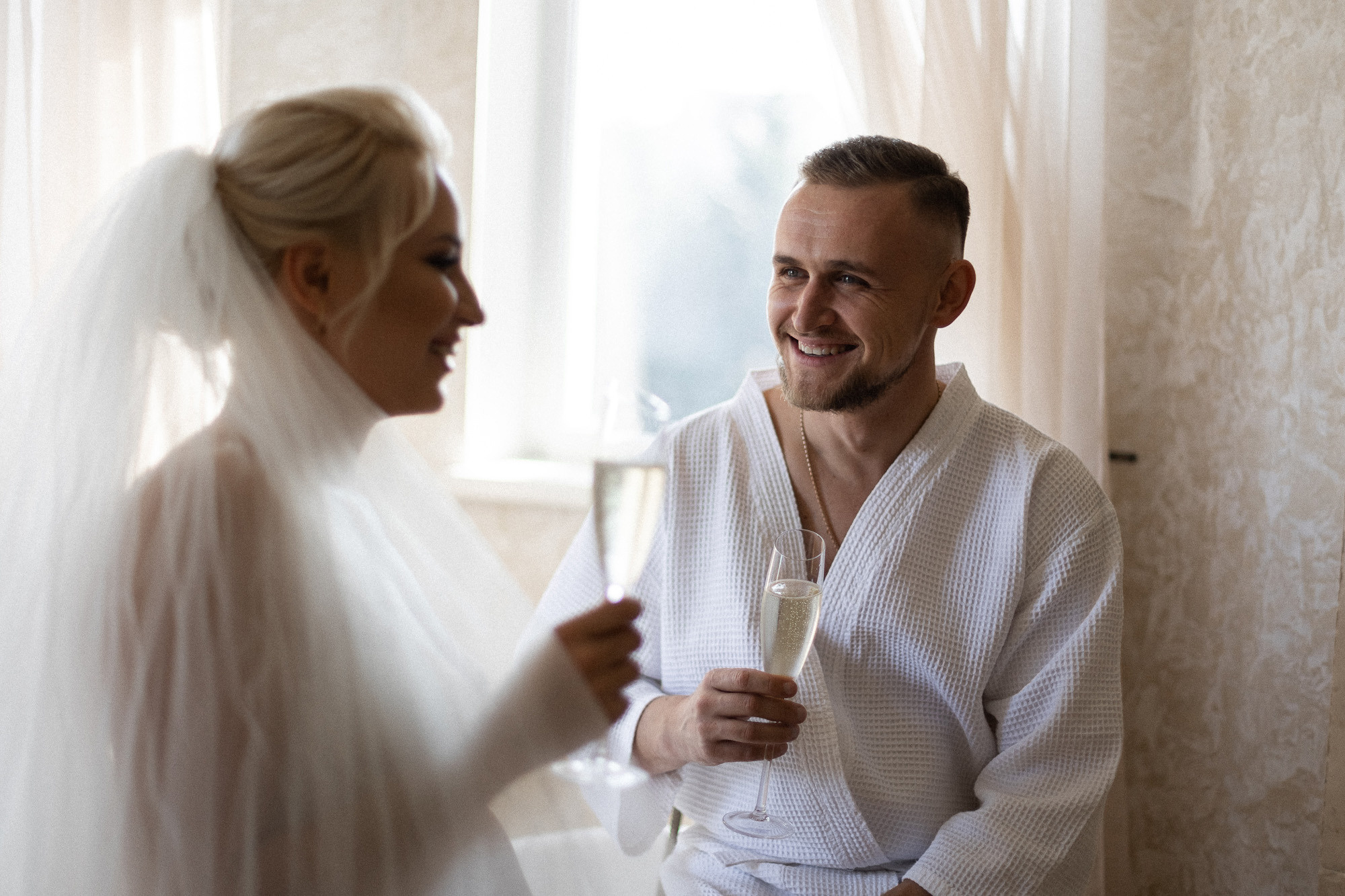 Влад и Ксюша - свадьба для двоих в отеле Превысоковъ. Свадебный фотограф, фотосъемка в Крыму, Севастополе, Симферополе, Ялте