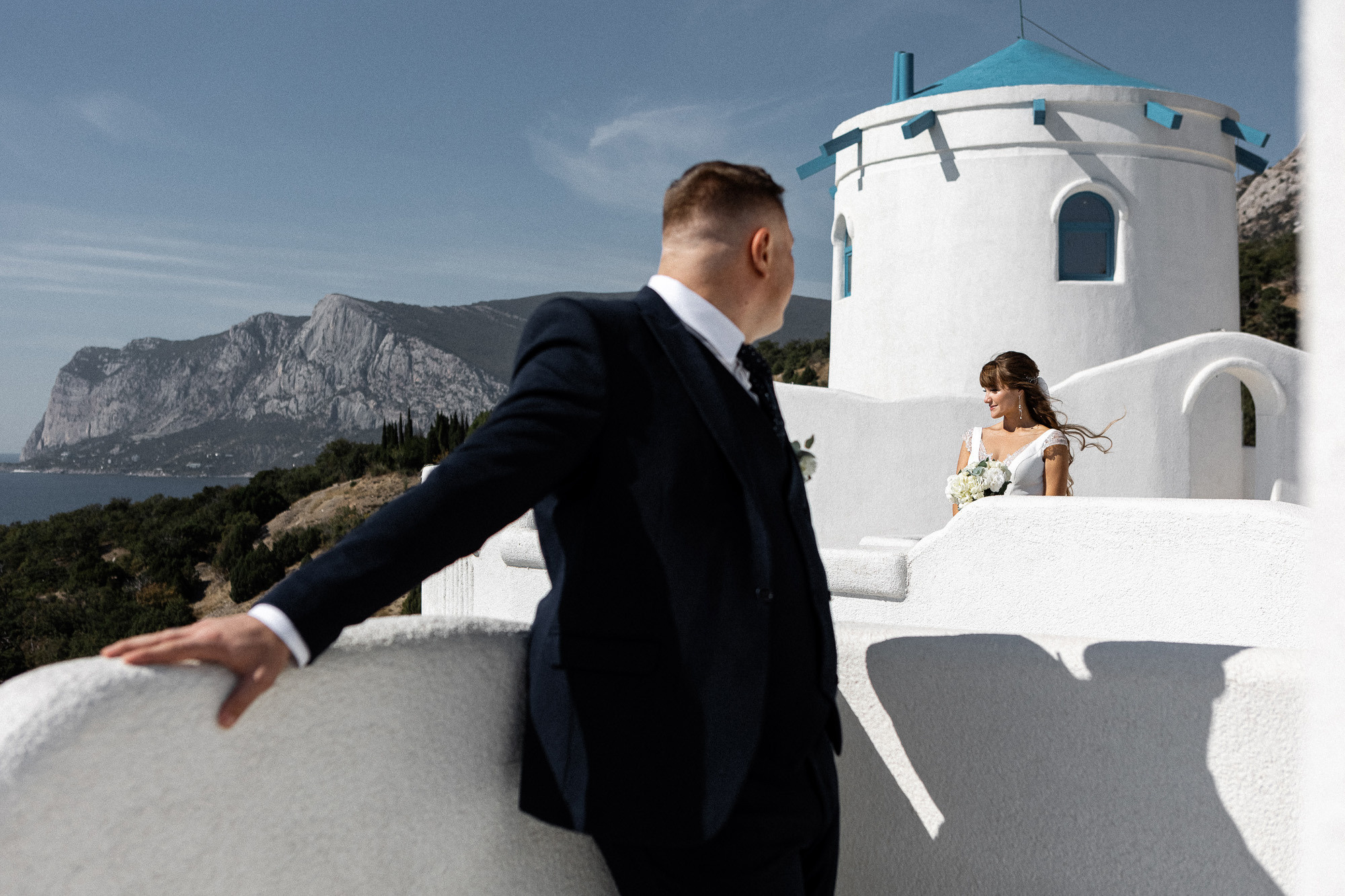 Александр и Виктория - фотосессия на Крымском Санторини. Свадебный фотограф, фотосъемка в Крыму, Севастополе, Симферополе, Ялте