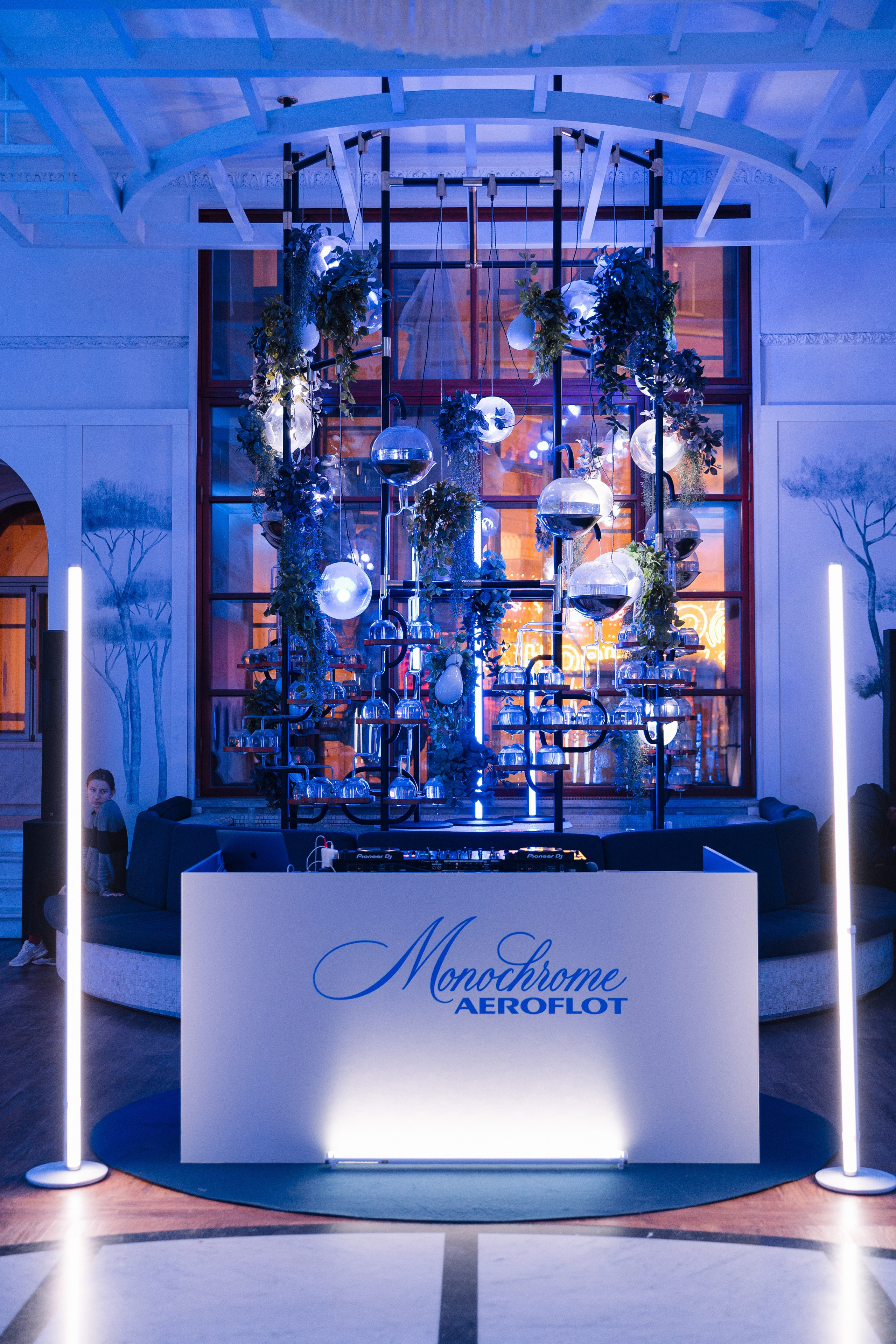 Monochrome x Aeroflot. Фотограф Олег Коровяков