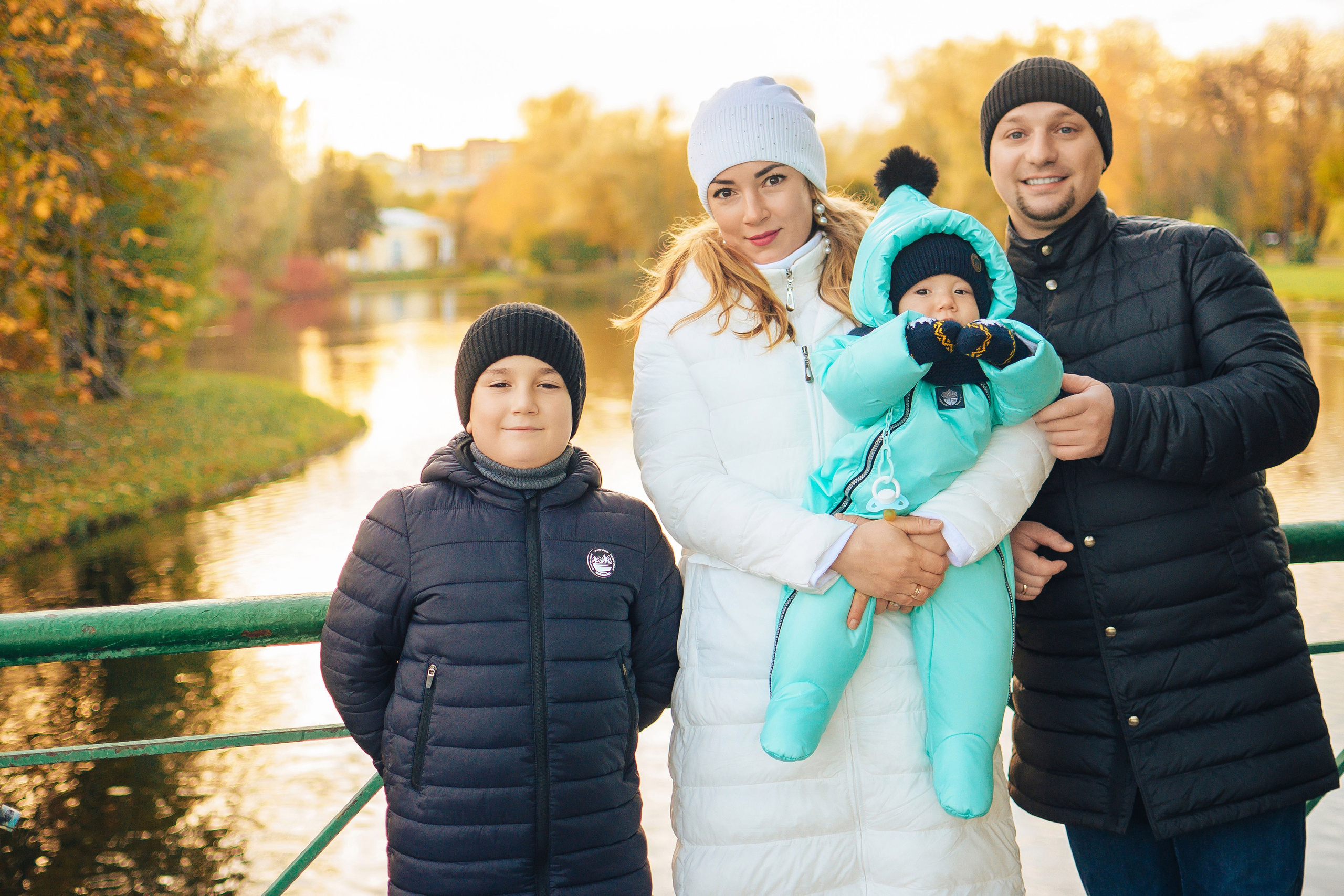Осенняя съемка для семьи в Санкт-Петербурге. Семейный и свадебный фотограф в Санкт-Петербурге Гришин Юрий
