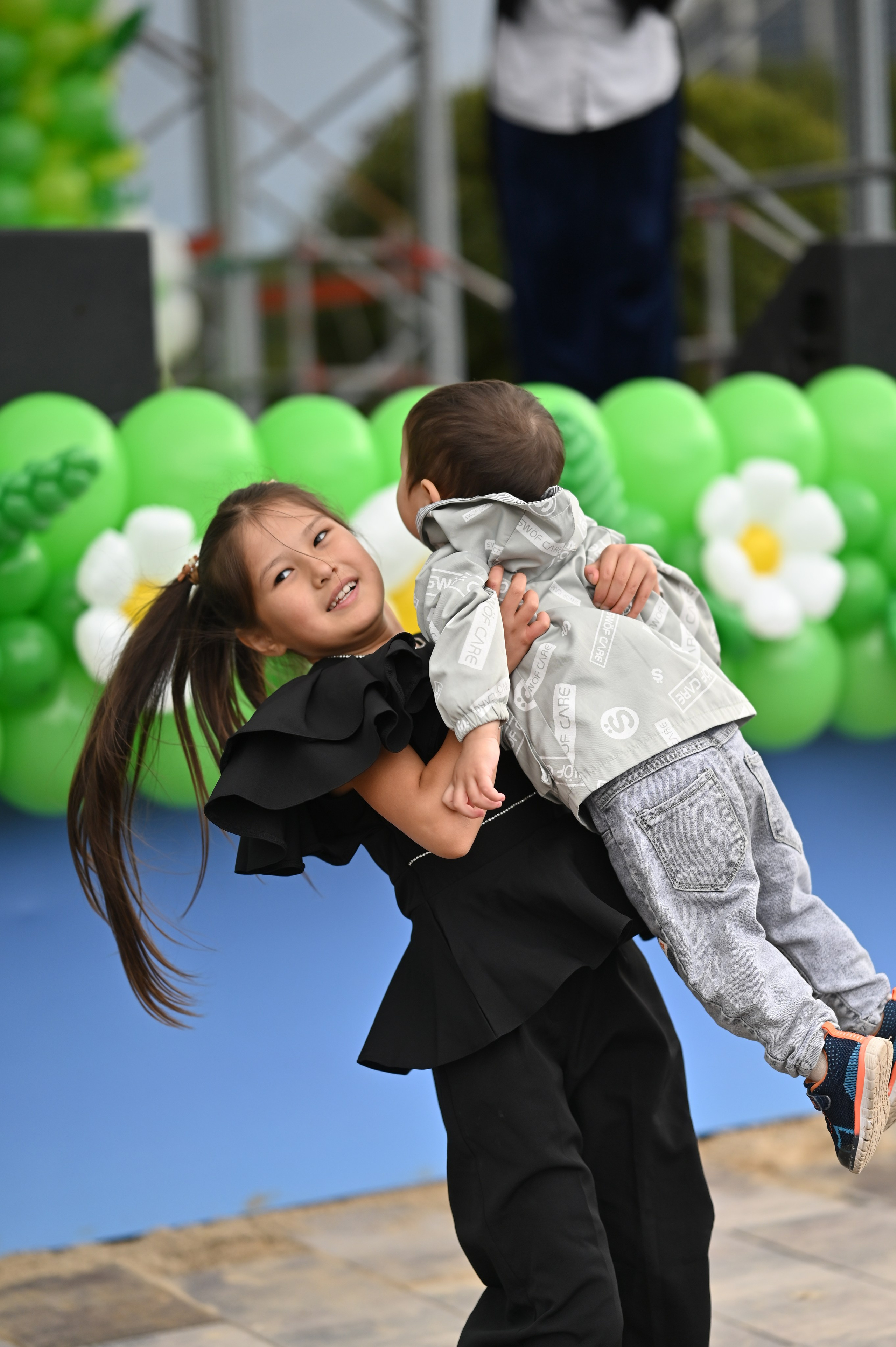 Семейный фестиваль 97 лет ЛО. ZDARONOKIA Репортажный фотограф