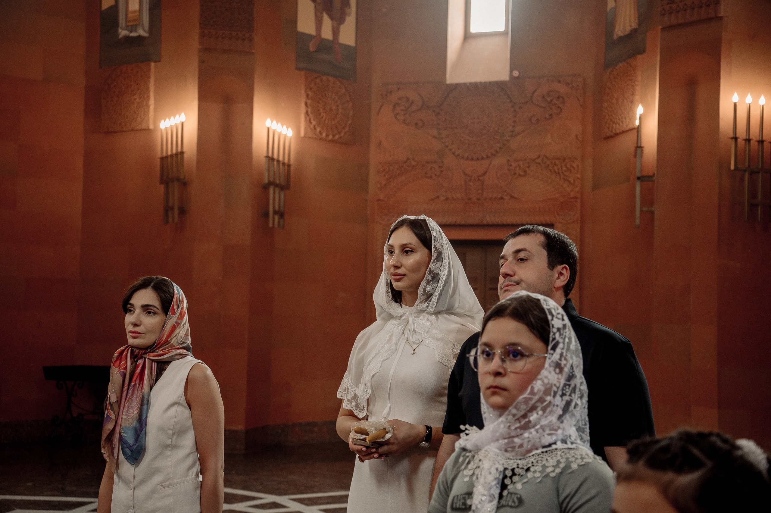 Крещение в армянском храме. Фотограф Мария Стрелкова