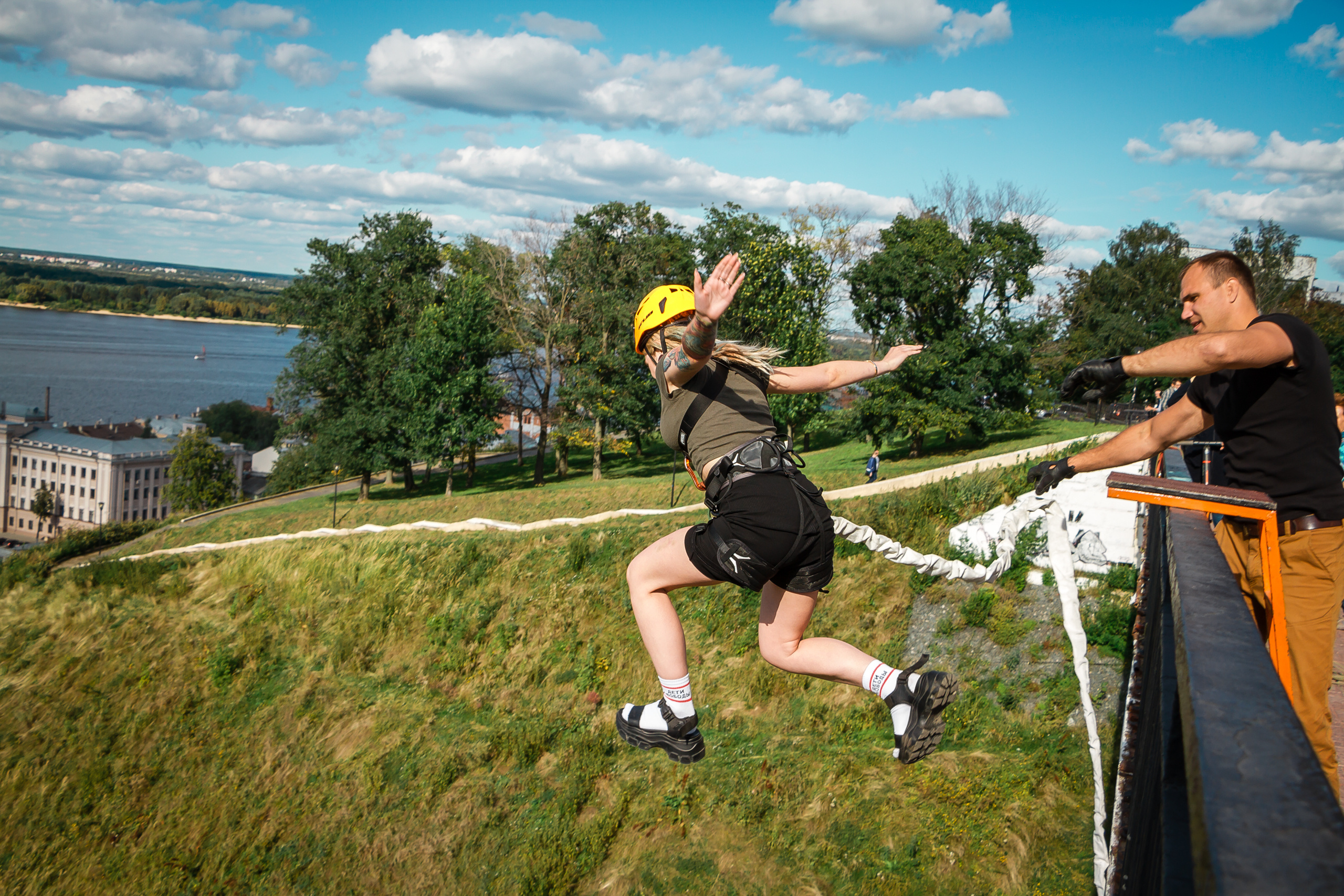 G.team — мост на Федоровского. Фотографиня Мария Дикова