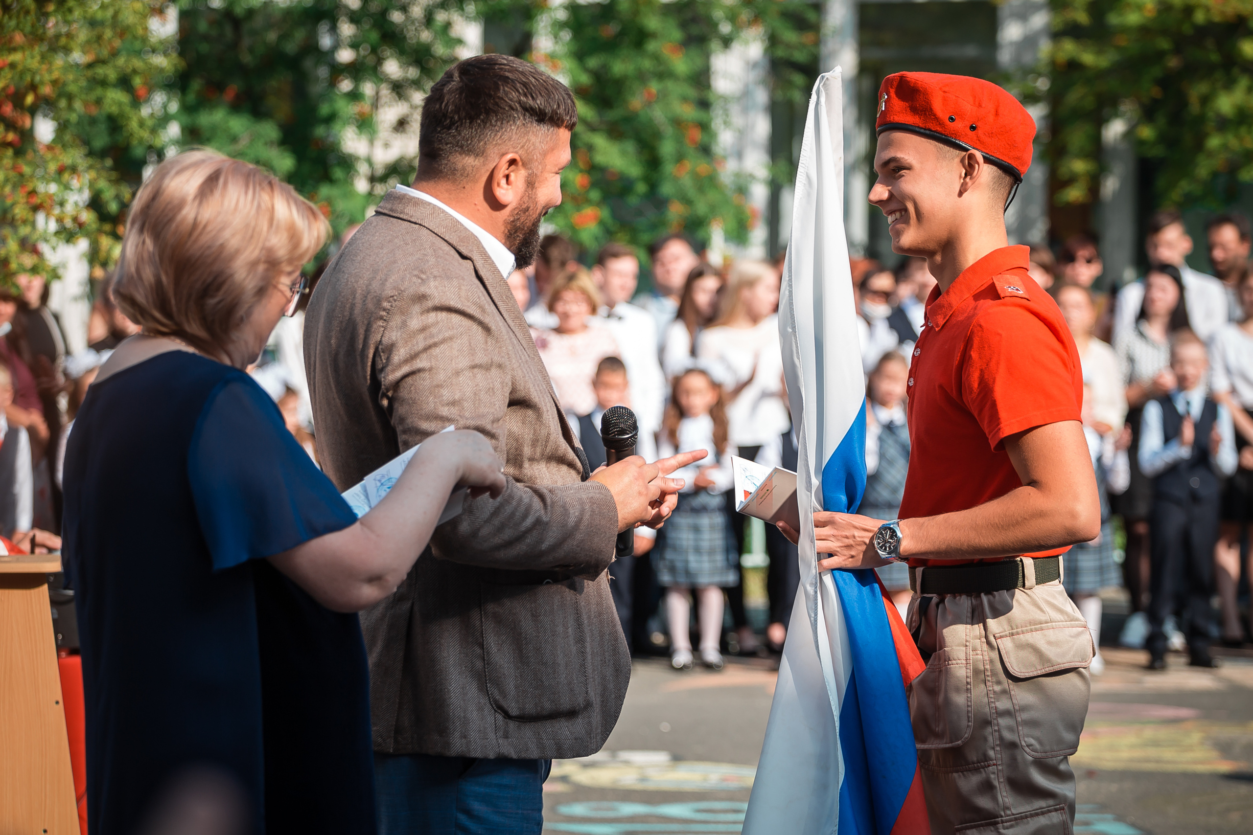 Праздничная линейка 1 сентября. Фотографиня Мария Дикова