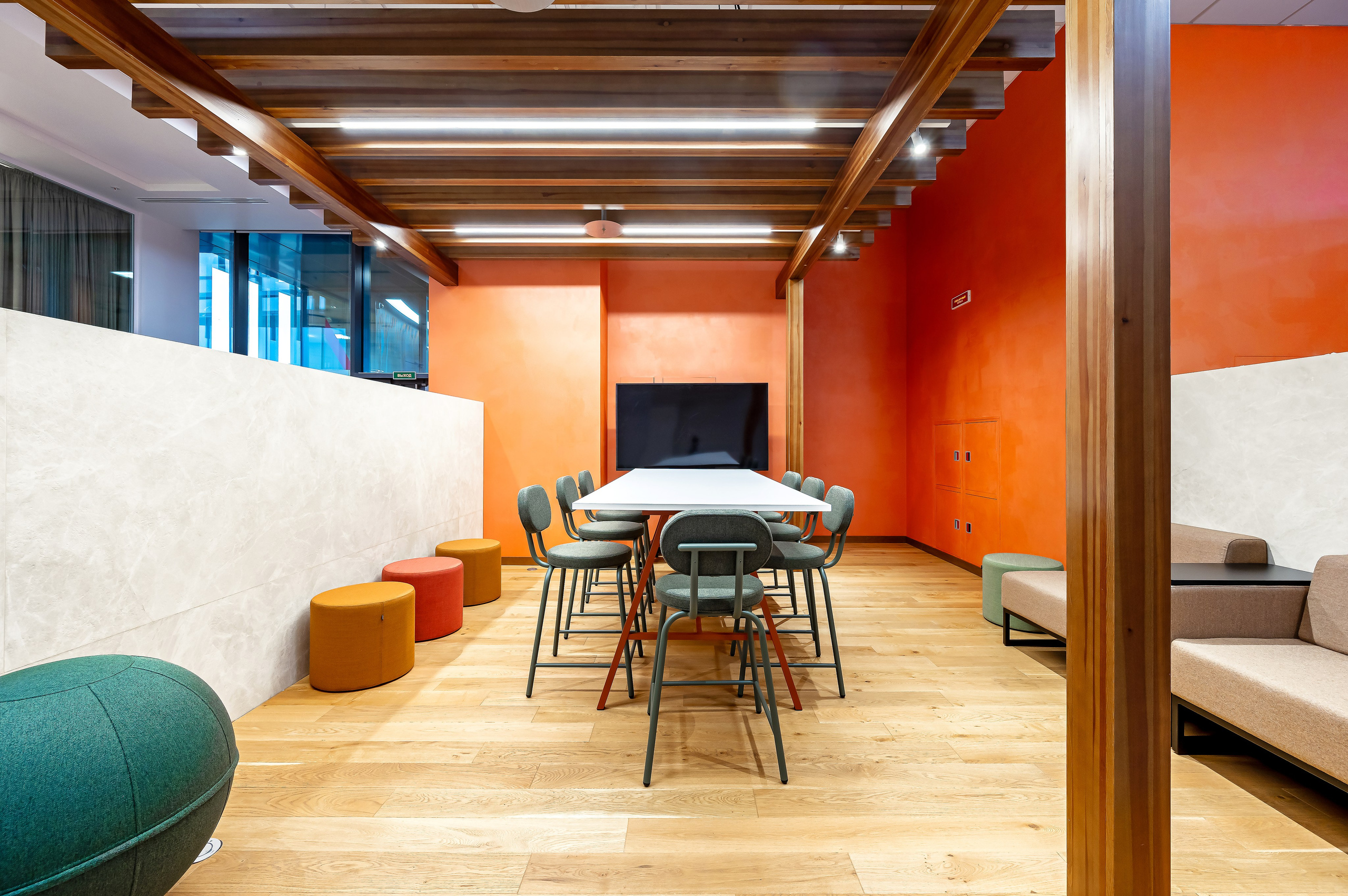 Съемка мебели в интерьере для компании «Гуд Вайбс». Интерьерный фотограф. Фото- видеосъемка недвижимости Санкт-Петербург