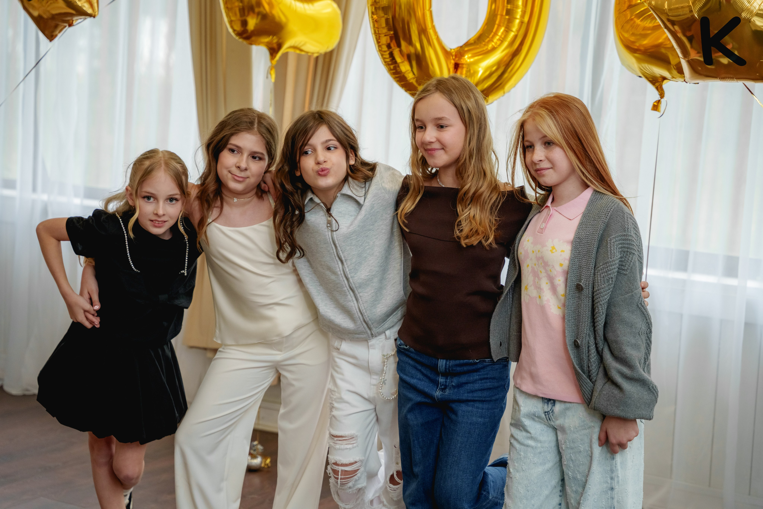 Выпускной 9 класс. Станислав Тюрин Фотограф Москва. Индивидуальные и семейные фотосессии;