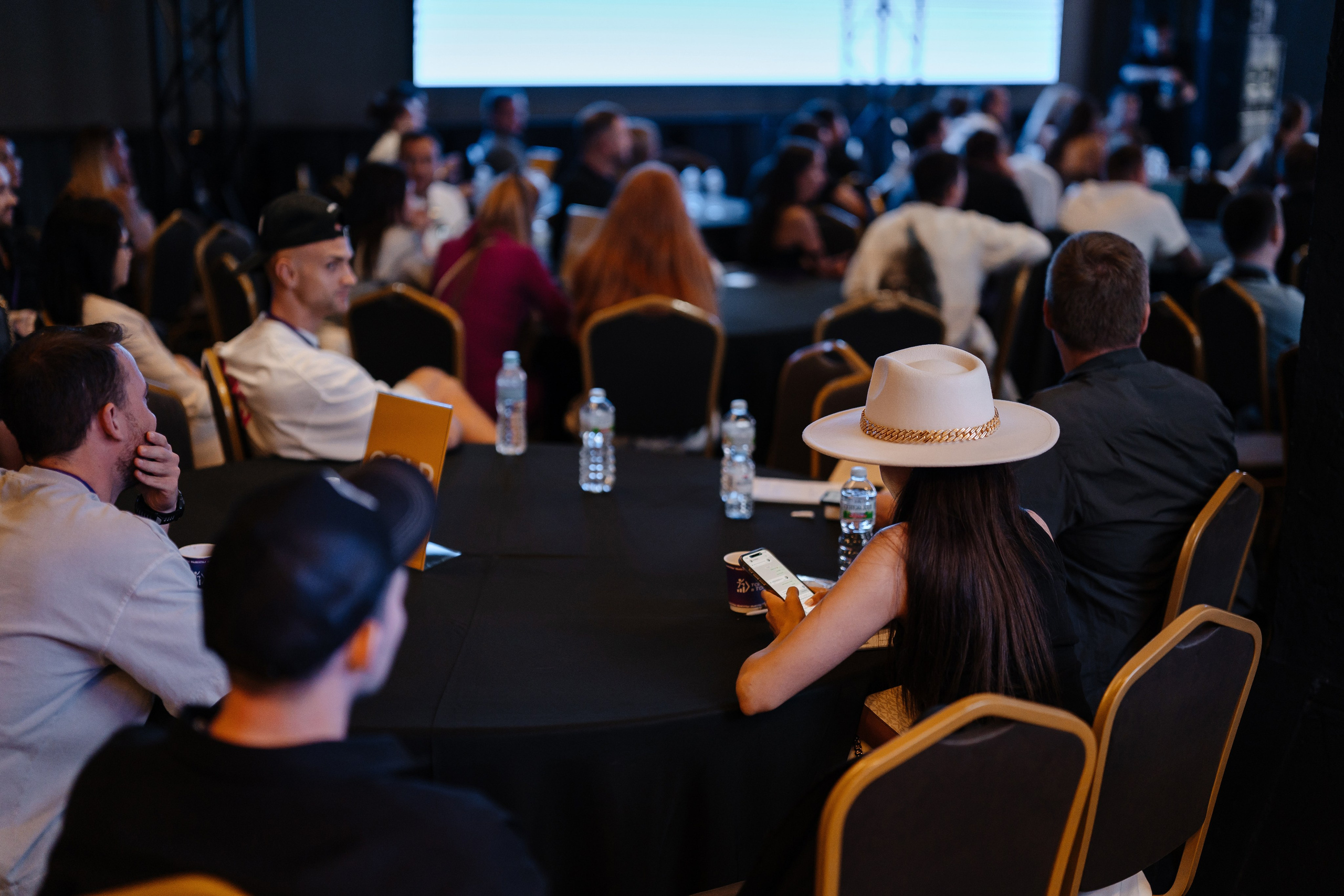 Бизнес встреча. Свадебный и репортажный фотограф в Москве Андрей Вайман