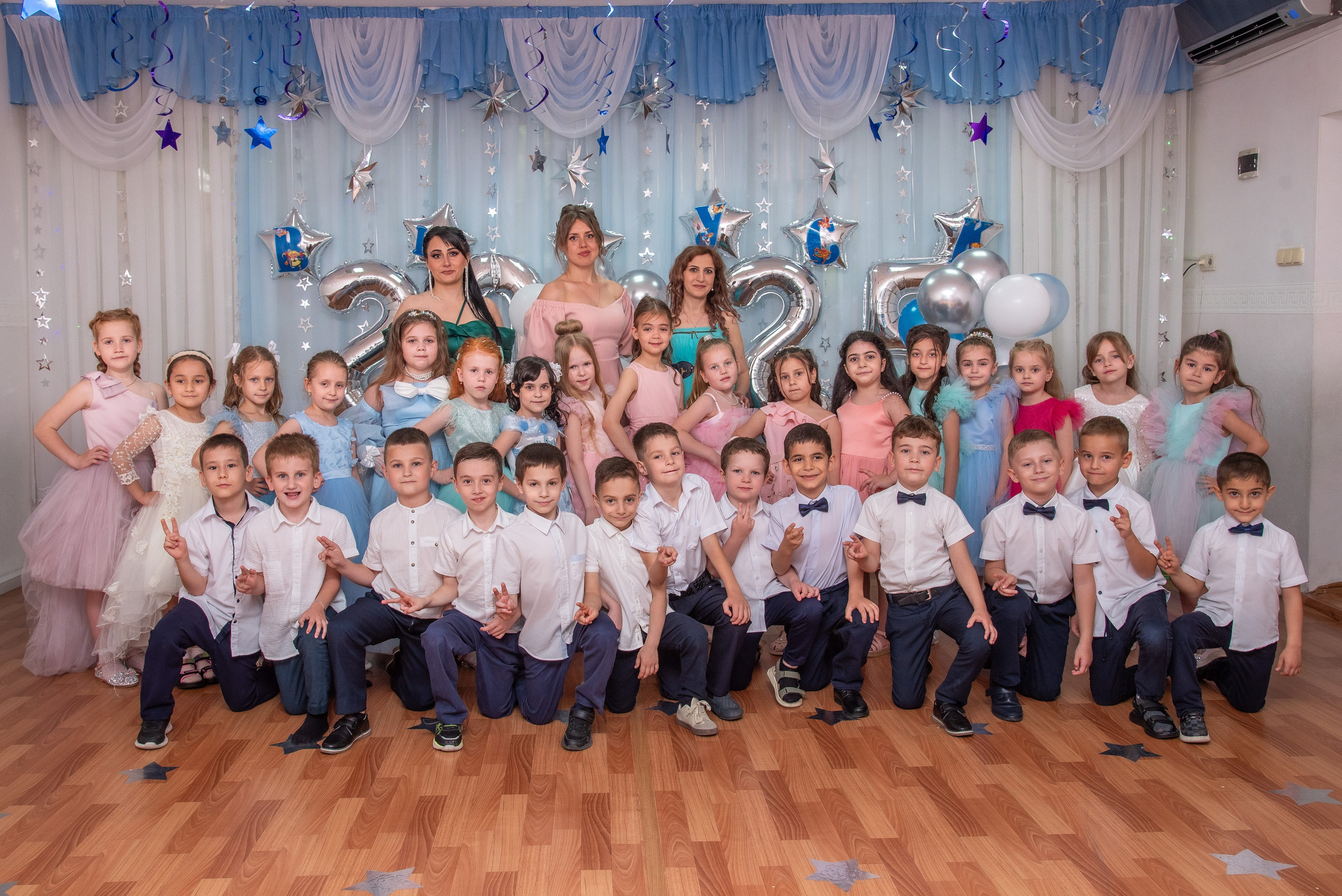 Выпускной в дет.саду (цветокор). Детский и семейный фотограф Краснодар / Сочи Сергеева Олеся
