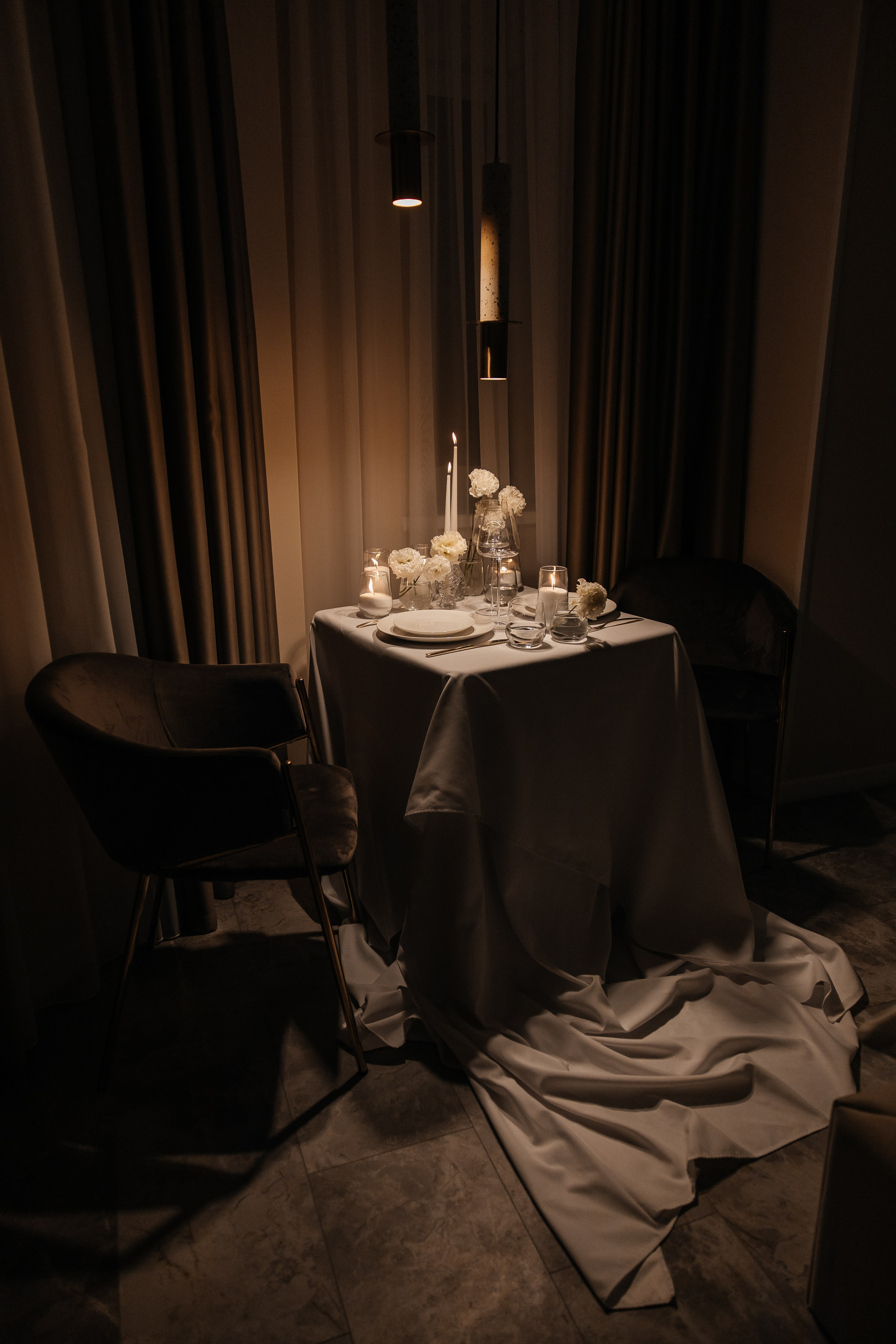 Свидание в отеле во Владивостоке. Организация свадеб и других мероприятий во Владивостоке от «Рядом быть»