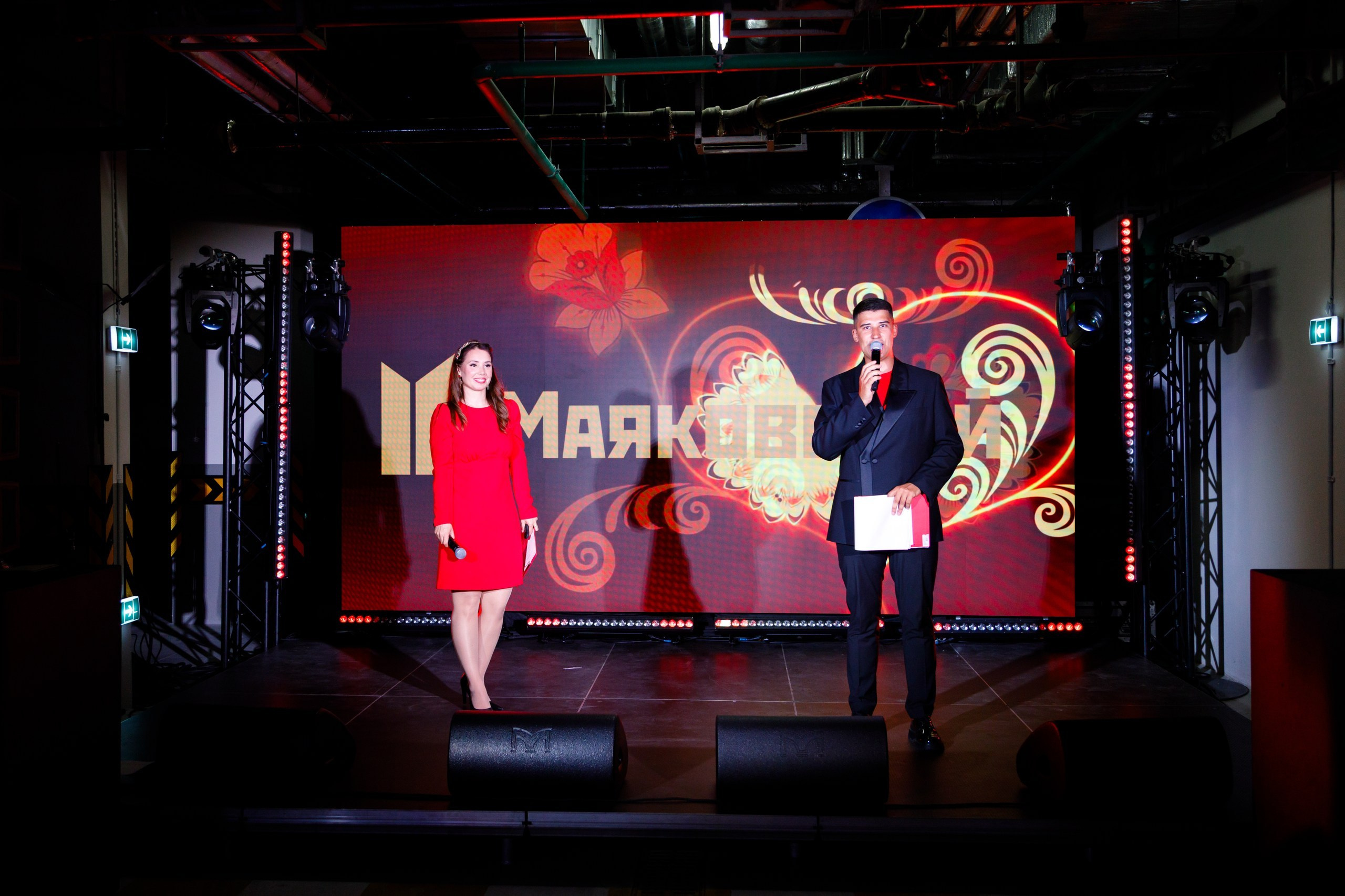 «Русский код» в ЖК Маяковский. Бизнес фотограф в Новосибирске Александр Рощин